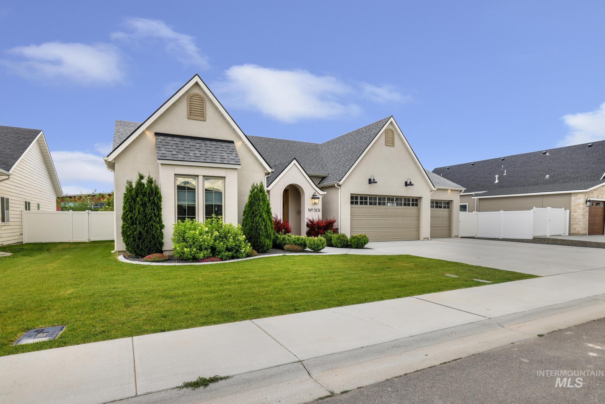 3131 Moonrise Rd, Twin Falls, Idaho 83301, 4 Bedrooms, 2.5 Bathrooms, Residential For Sale, Price $750,000,MLS 98992890