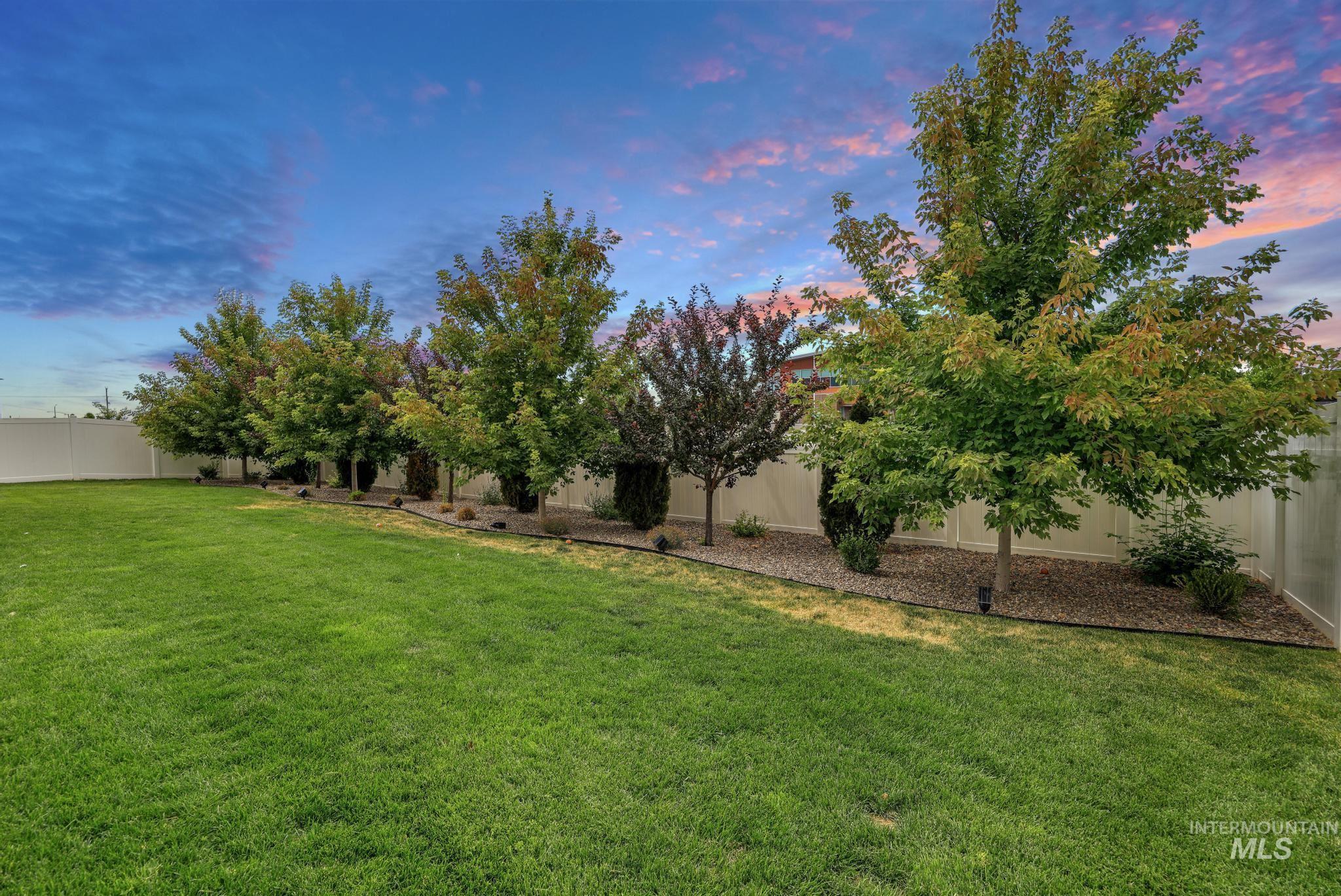 3131 Moonrise Rd, Twin Falls, Idaho 83301, 4 Bedrooms, 2.5 Bathrooms, Residential For Sale, Price $750,000,MLS 98992890