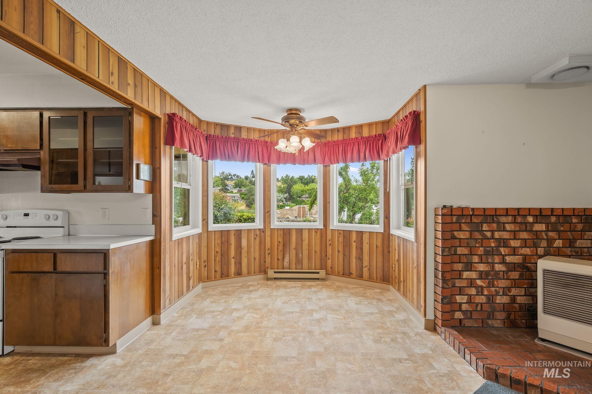 1721 3rd Street, Lewiston, Idaho 83501, 2 Bedrooms, 1 Bathroom, Residential For Sale, Price $375,000,MLS 98992898