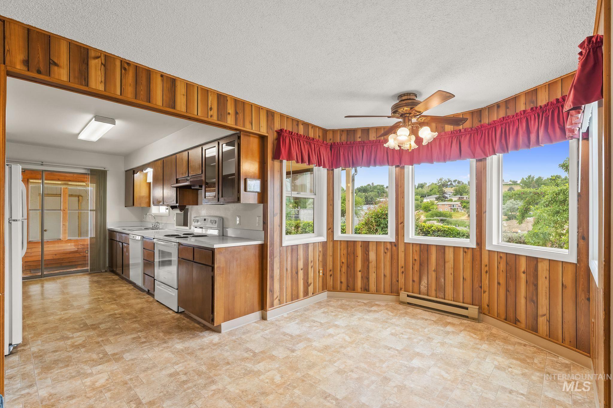 1721 3rd Street, Lewiston, Idaho 83501, 2 Bedrooms, 1 Bathroom, Residential For Sale, Price $375,000,MLS 98992898
