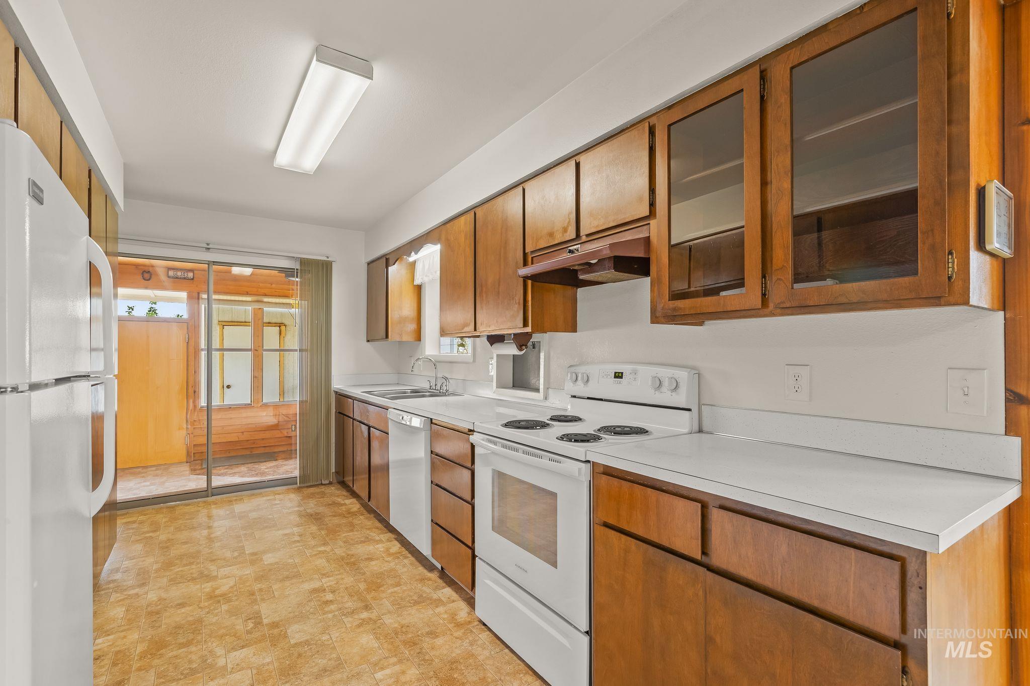 1721 3rd Street, Lewiston, Idaho 83501, 2 Bedrooms, 1 Bathroom, Residential For Sale, Price $375,000,MLS 98992898