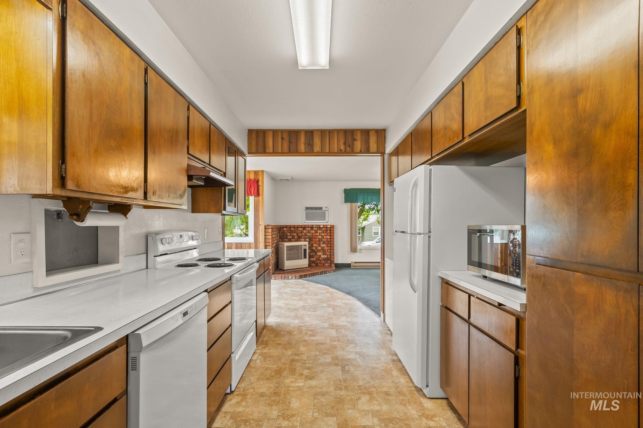 1721 3rd Street, Lewiston, Idaho 83501, 2 Bedrooms, 1 Bathroom, Residential For Sale, Price $375,000,MLS 98992898