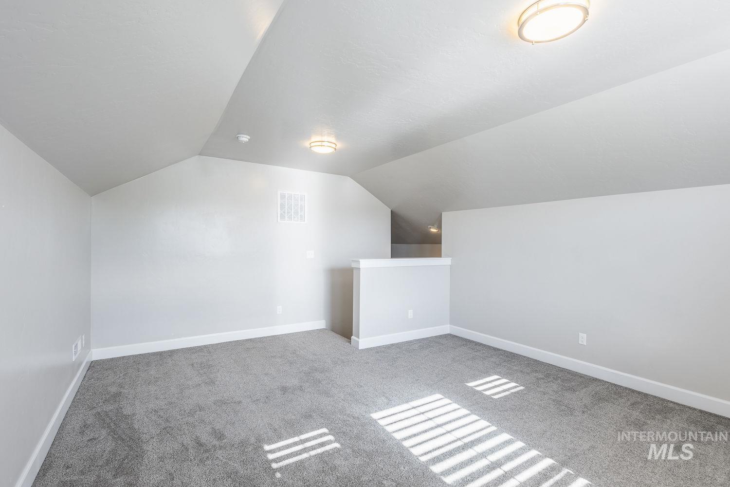 1023 N Chastain Ln, Eagle, Idaho 83616, 3 Bedrooms, 2 Bathrooms, Residential For Sale, Price $565,000, 98992901