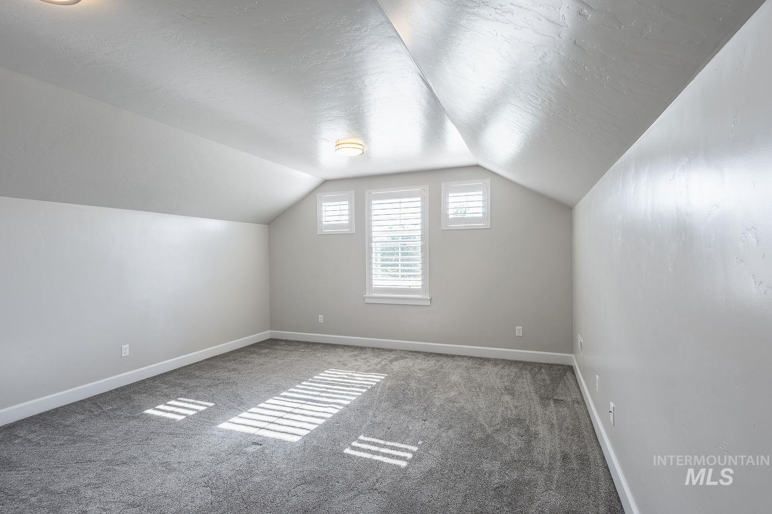 1023 N Chastain Ln, Eagle, Idaho 83616, 3 Bedrooms, 2 Bathrooms, Residential For Sale, Price $565,000, 98992901