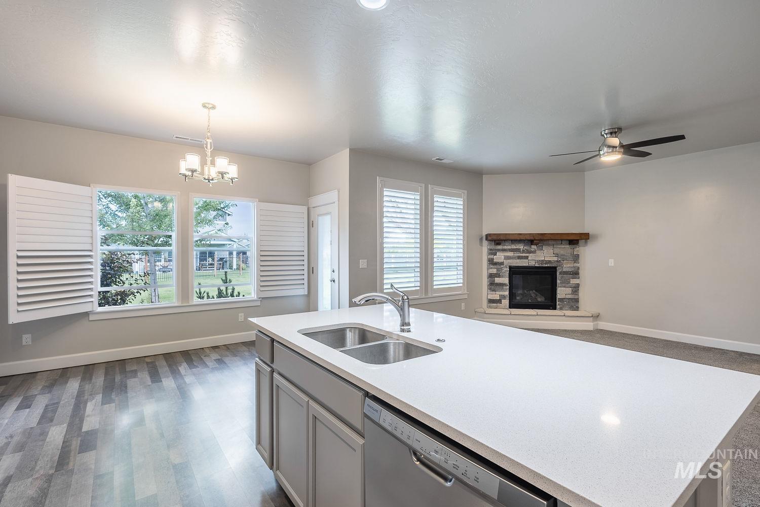 1023 N Chastain Ln, Eagle, Idaho 83616, 3 Bedrooms, 2 Bathrooms, Residential For Sale, Price $565,000, 98992901