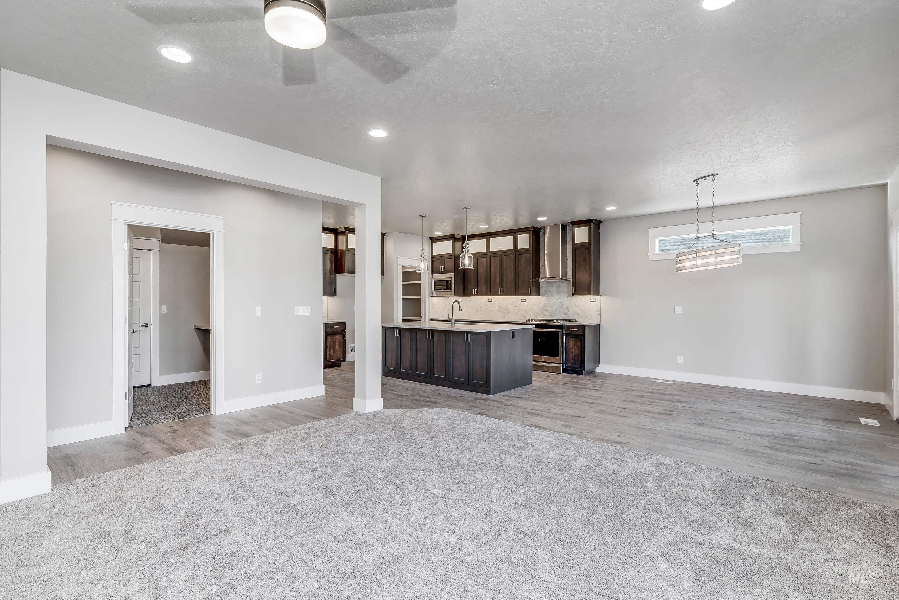 470 E Claymont Ct, Meridian, Idaho 83642, 4 Bedrooms, 2.5 Bathrooms, Residential For Sale, Price $779,999,MLS 98992903