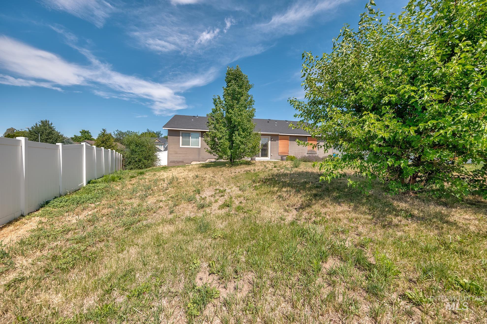 2310 Vista Ave, Payette, Idaho 83661, 3 Bedrooms, 2 Bathrooms, Residential For Sale, Price $375,000,MLS 98992934
