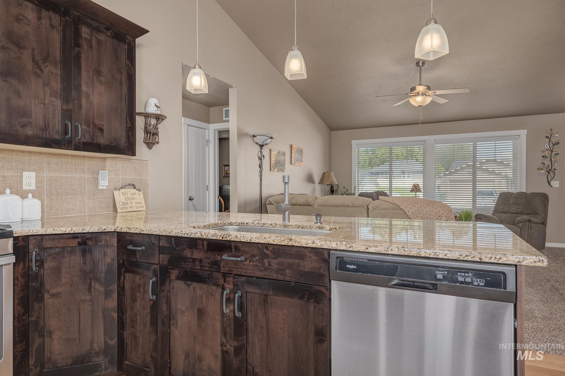 2310 Vista Ave, Payette, Idaho 83661, 3 Bedrooms, 2 Bathrooms, Residential For Sale, Price $375,000,MLS 98992934