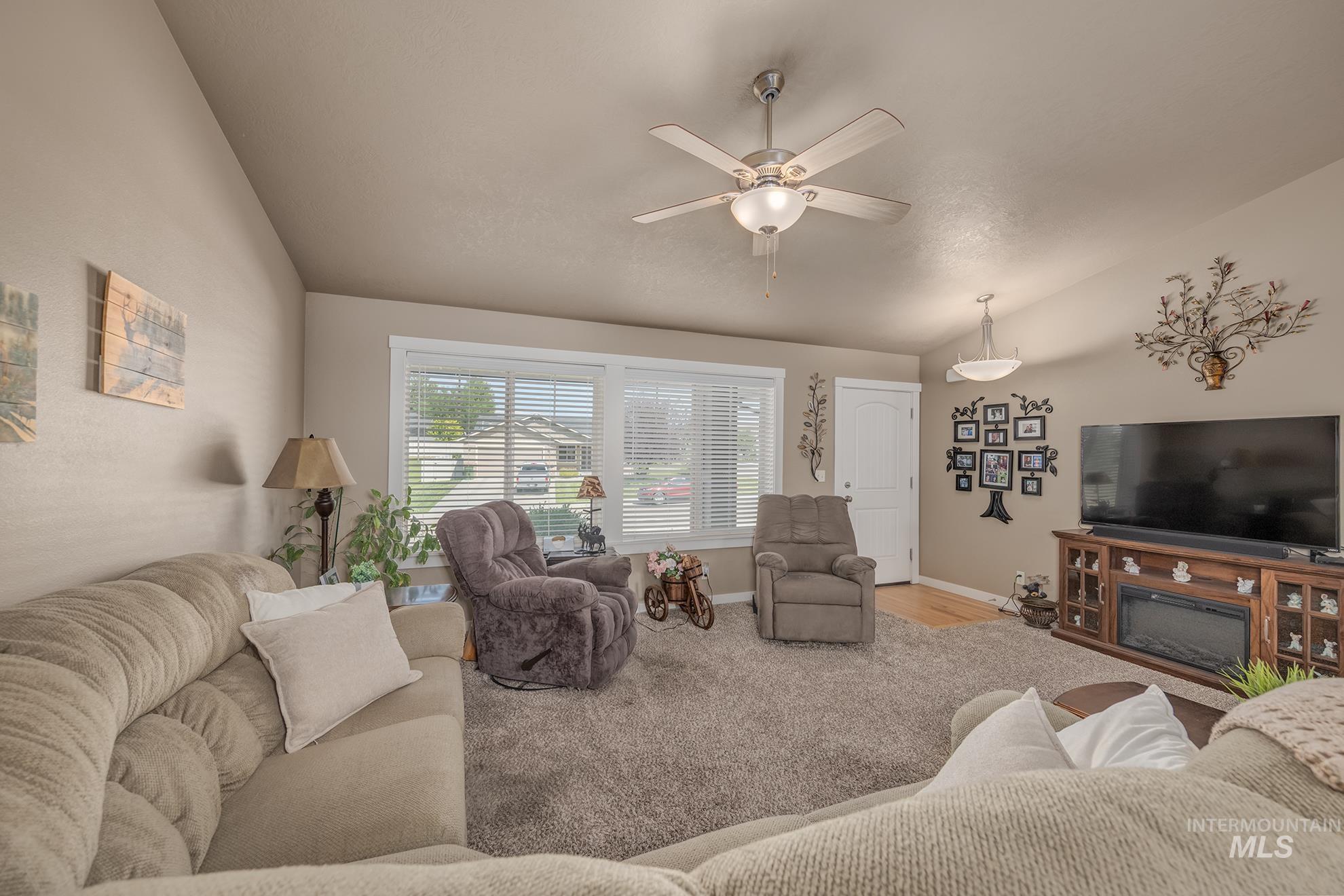 2310 Vista Ave, Payette, Idaho 83661, 3 Bedrooms, 2 Bathrooms, Residential For Sale, Price $375,000,MLS 98992934