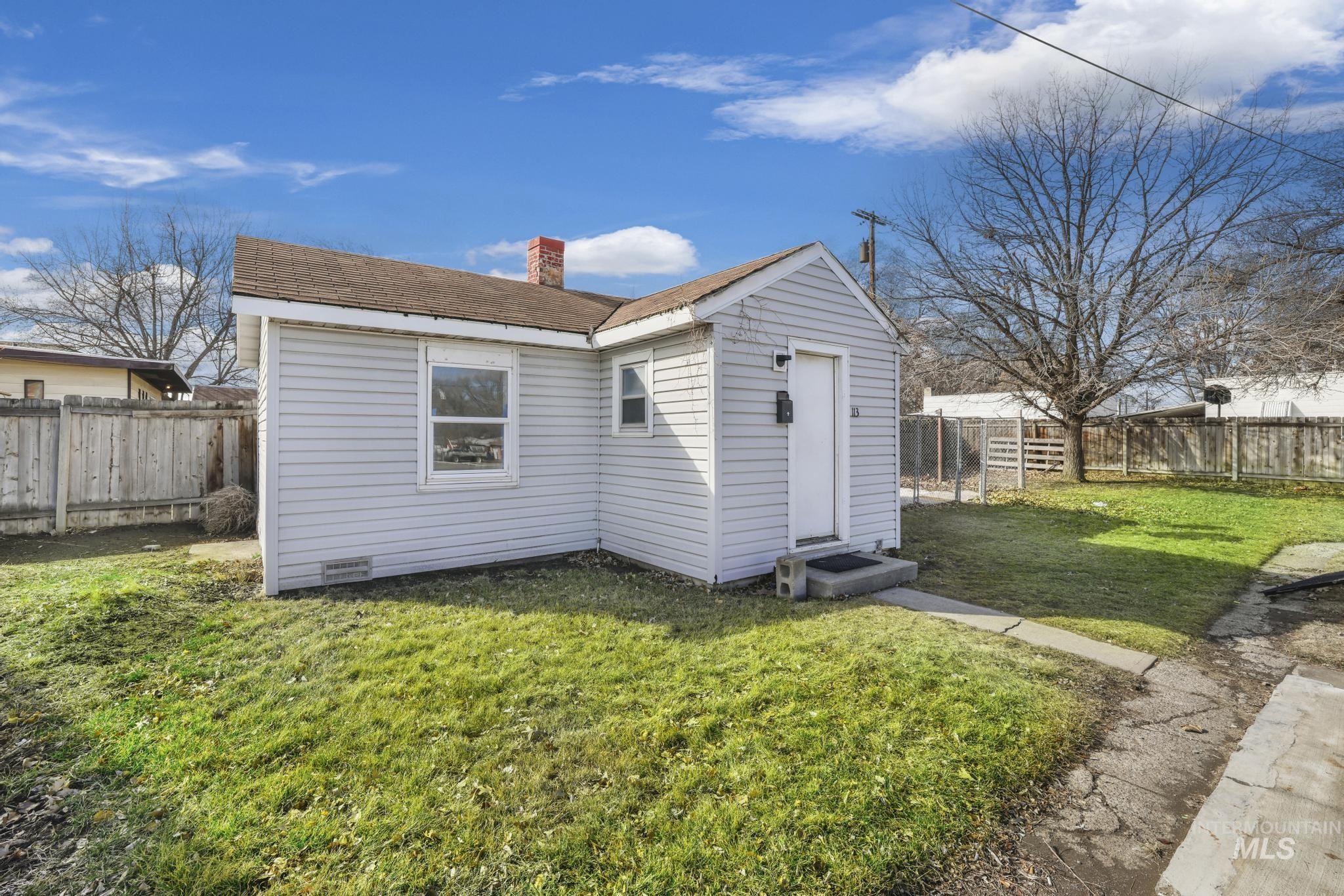 125 Shoup Ave W, Twin Falls, Idaho 83301, 7 Bedrooms, 4.5 Bathrooms, Residential For Sale, Price $500,000, 98992939