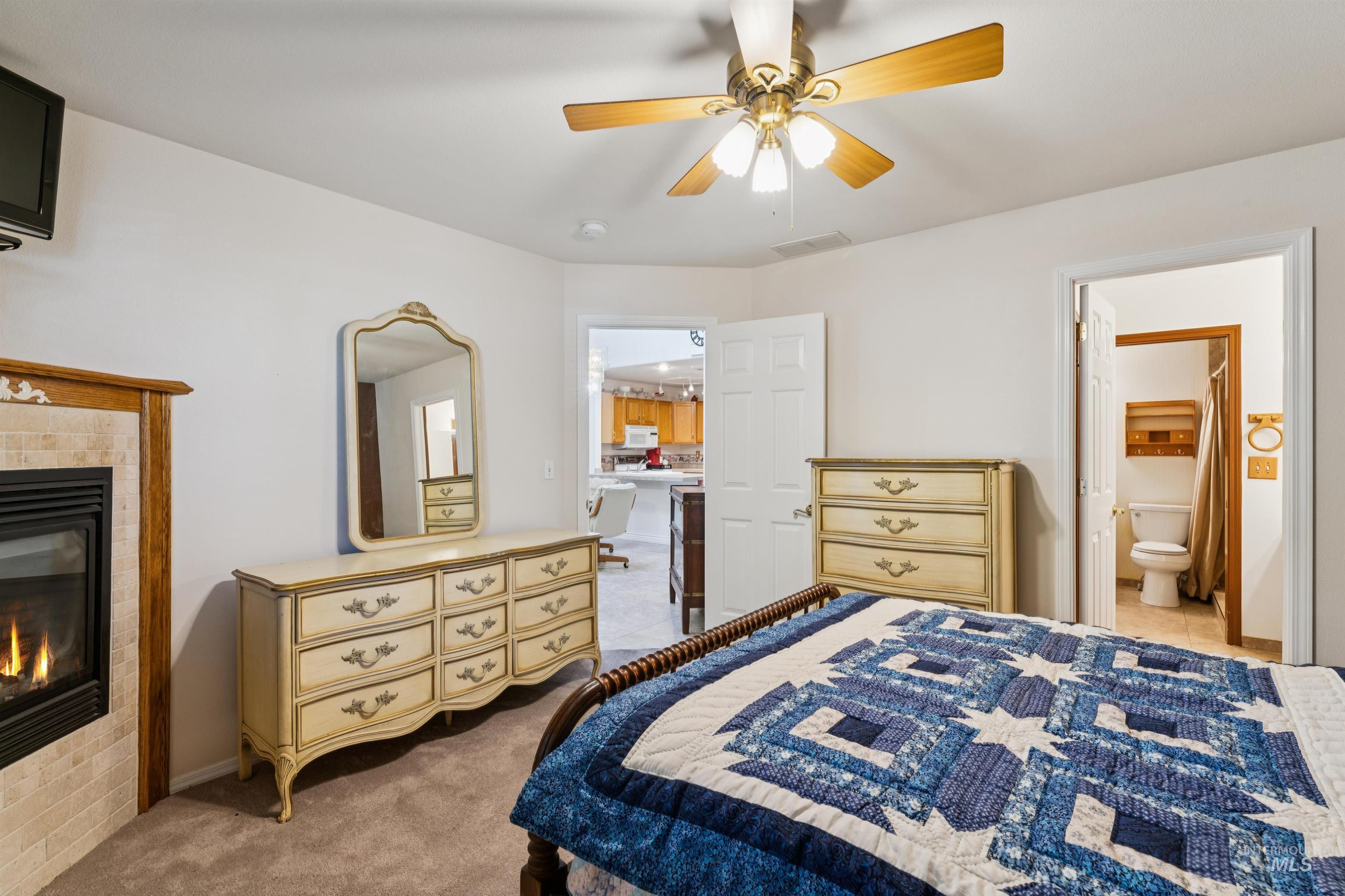 3079 N Ash Park Lane, Boise, Idaho 83704, 3 Bedrooms, 2 Bathrooms, Residential For Sale, Price $369,900, 98992945