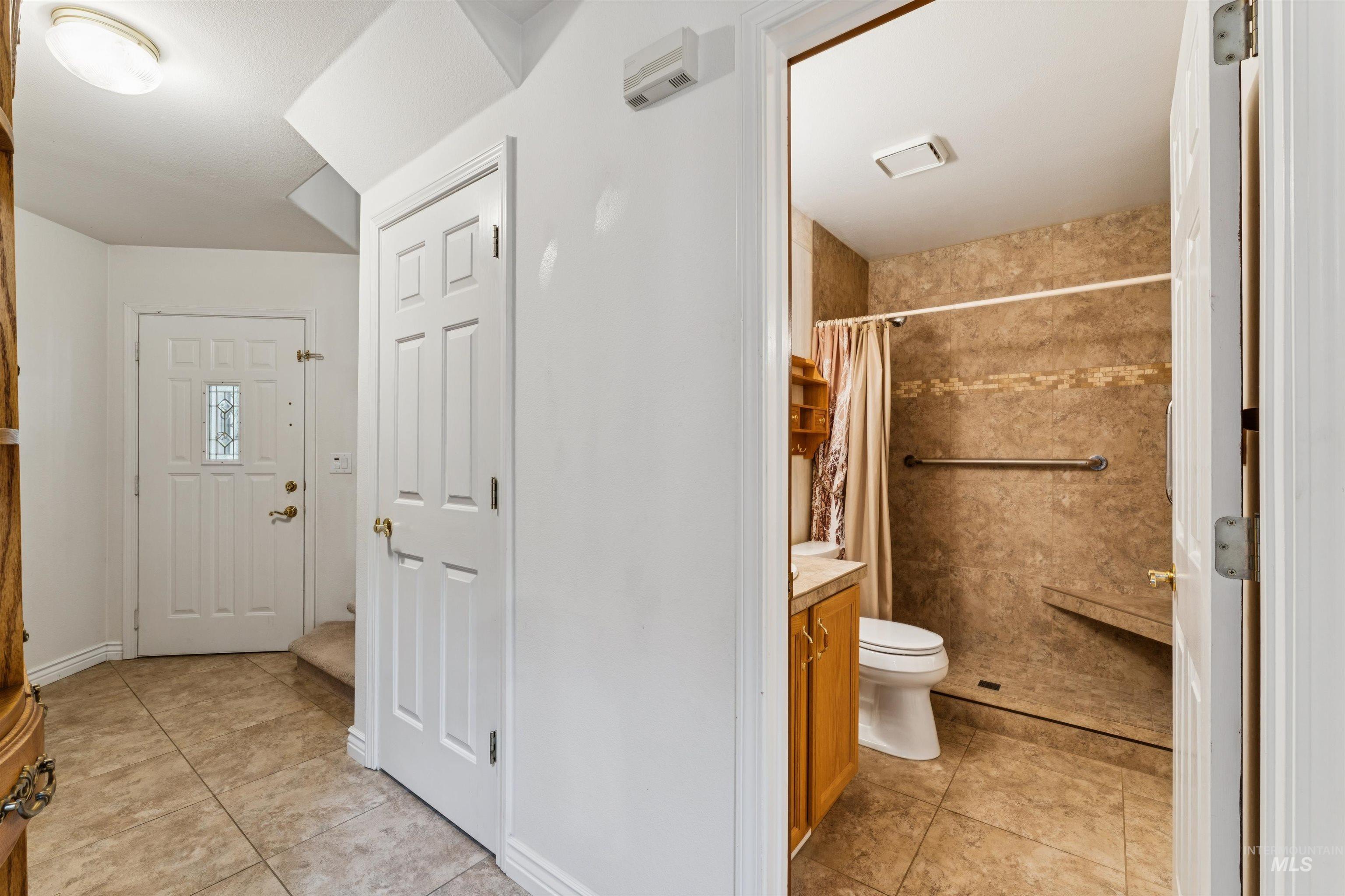 3079 N Ash Park Lane, Boise, Idaho 83704, 3 Bedrooms, 2 Bathrooms, Residential For Sale, Price $369,900, 98992945