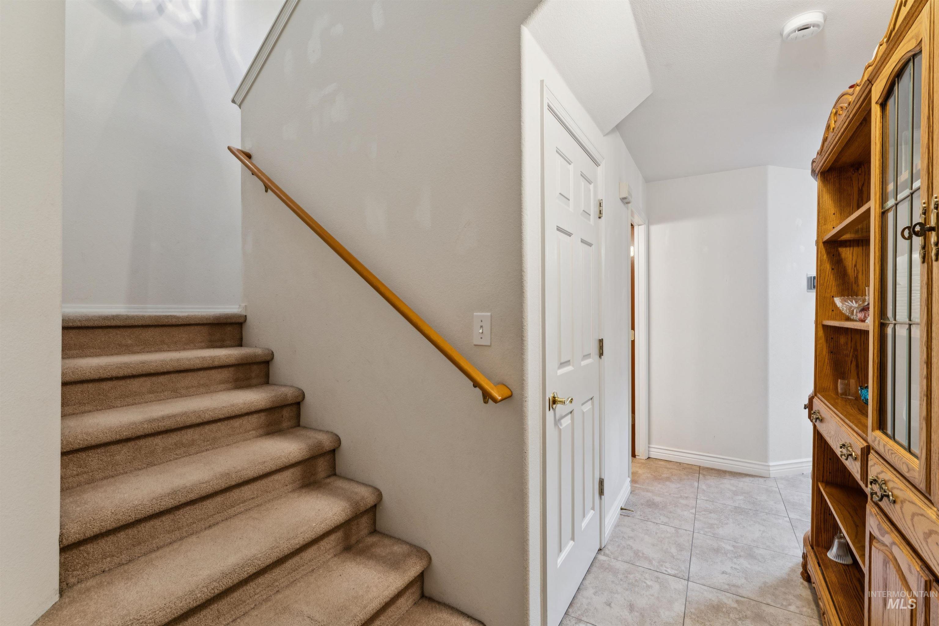 3079 N Ash Park Lane, Boise, Idaho 83704, 3 Bedrooms, 2 Bathrooms, Residential For Sale, Price $369,900, 98992945