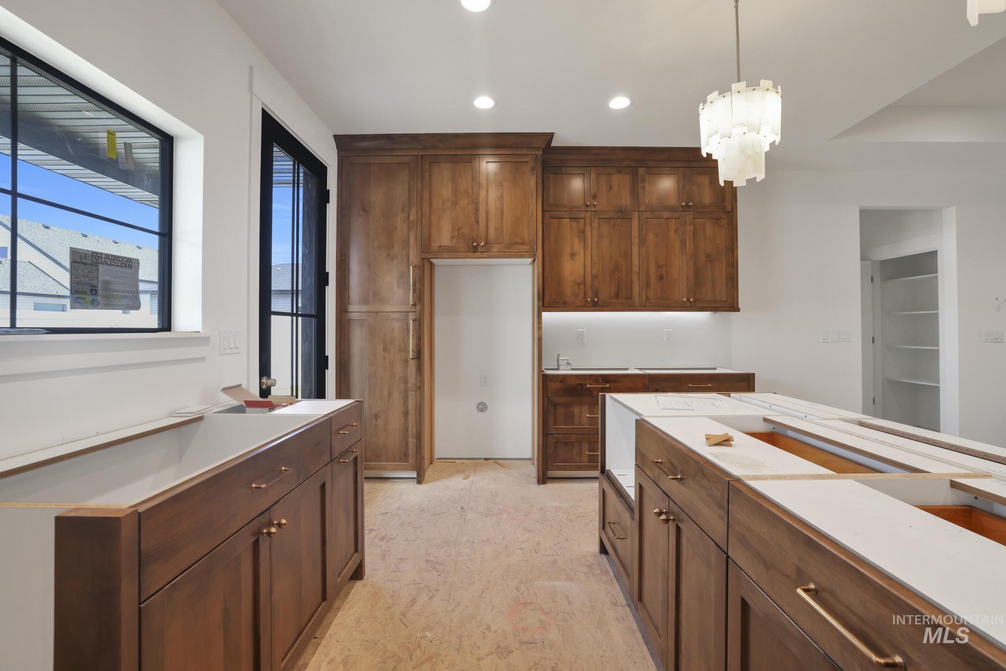 979 Siphon St, Twin Falls, Idaho 83301-7778, 4 Bedrooms, 2.5 Bathrooms, Residential For Sale, Price $579,999,MLS 98992947
