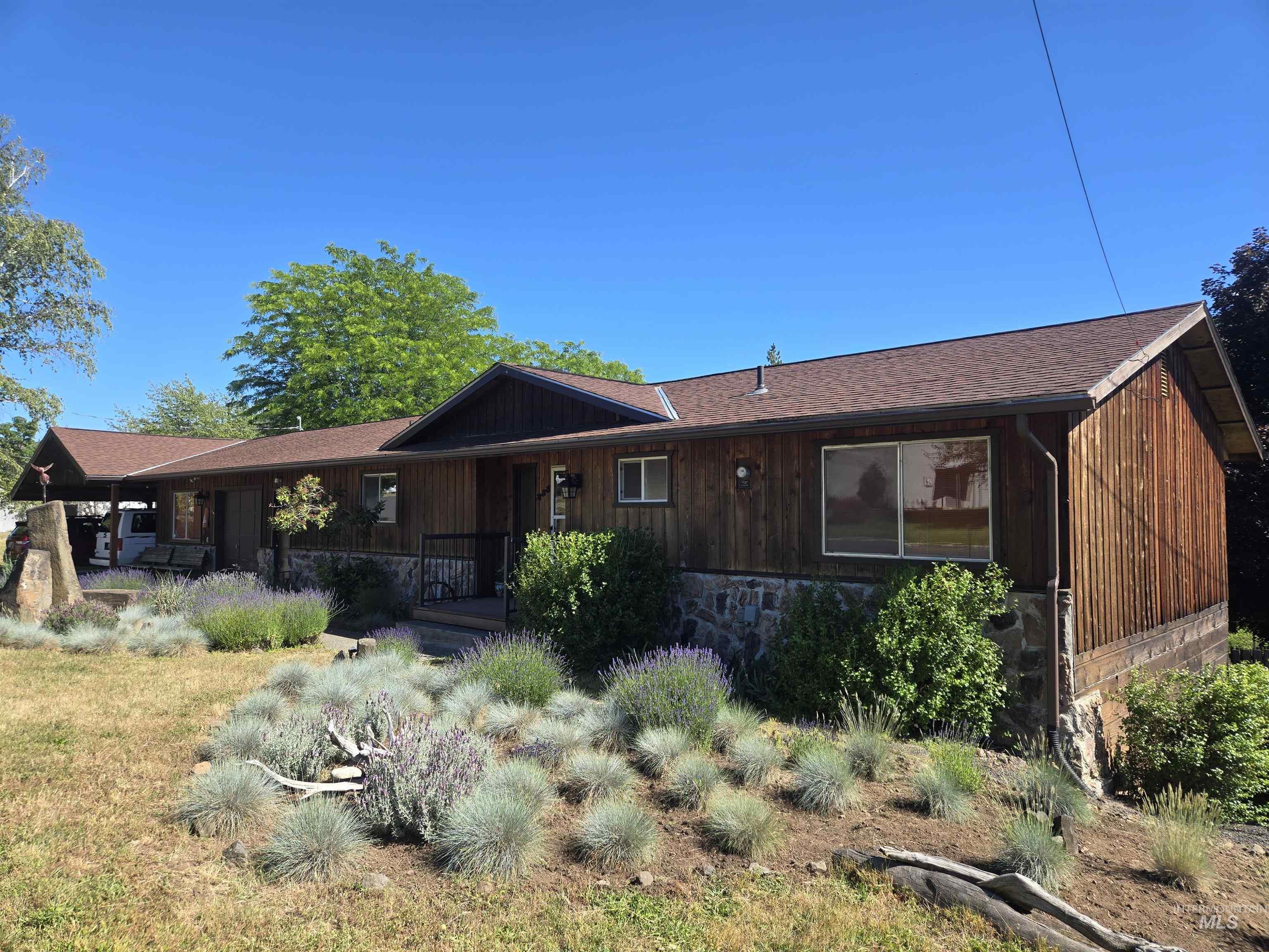 288 Shasta Circle, Orofino, Idaho 83544, 5 Bedrooms, 2 Bathrooms, Residential For Sale, Price $475,000, 98992948