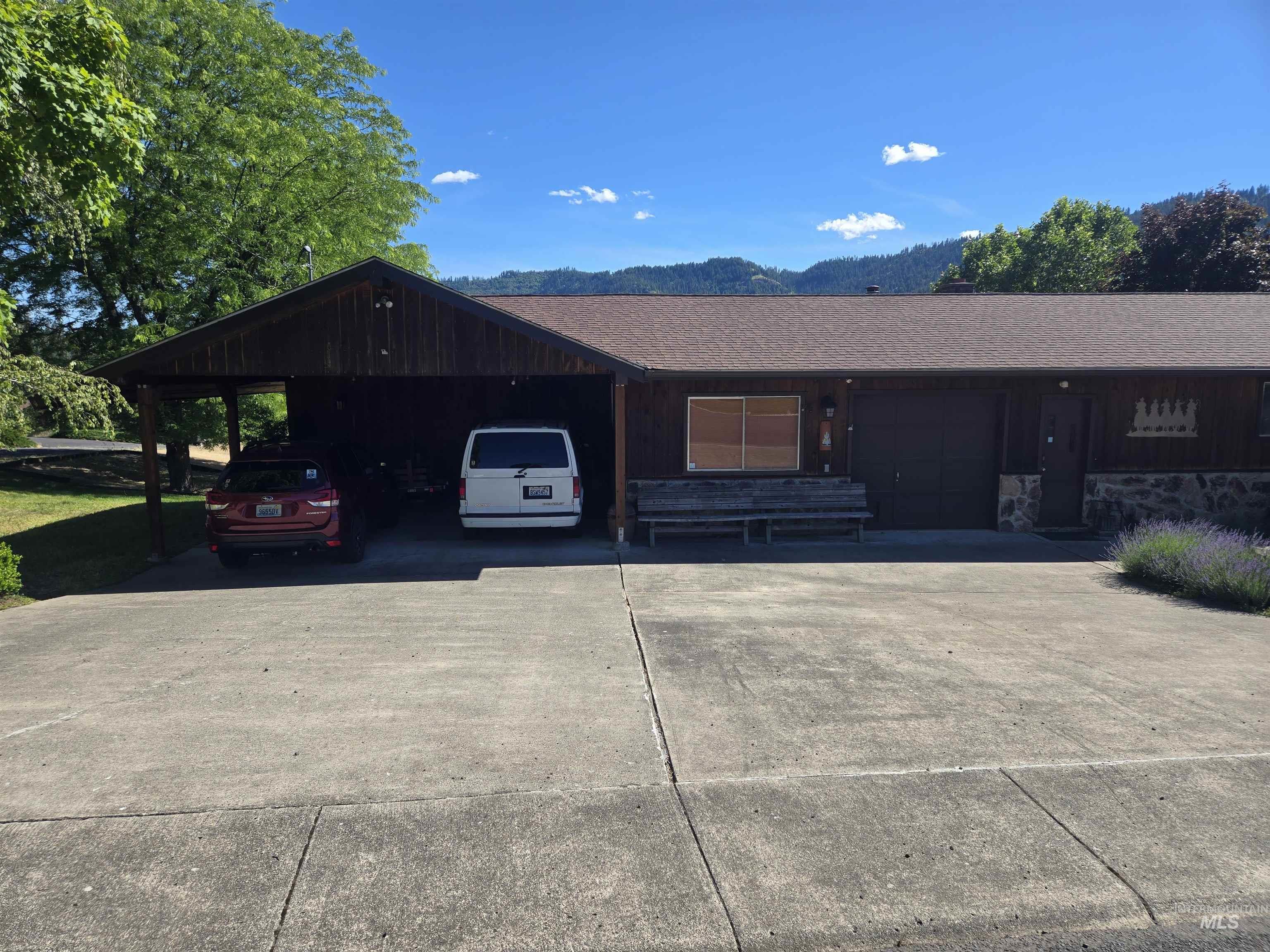 288 Shasta Circle, Orofino, Idaho 83544, 5 Bedrooms, 2 Bathrooms, Residential For Sale, Price $475,000, 98992948