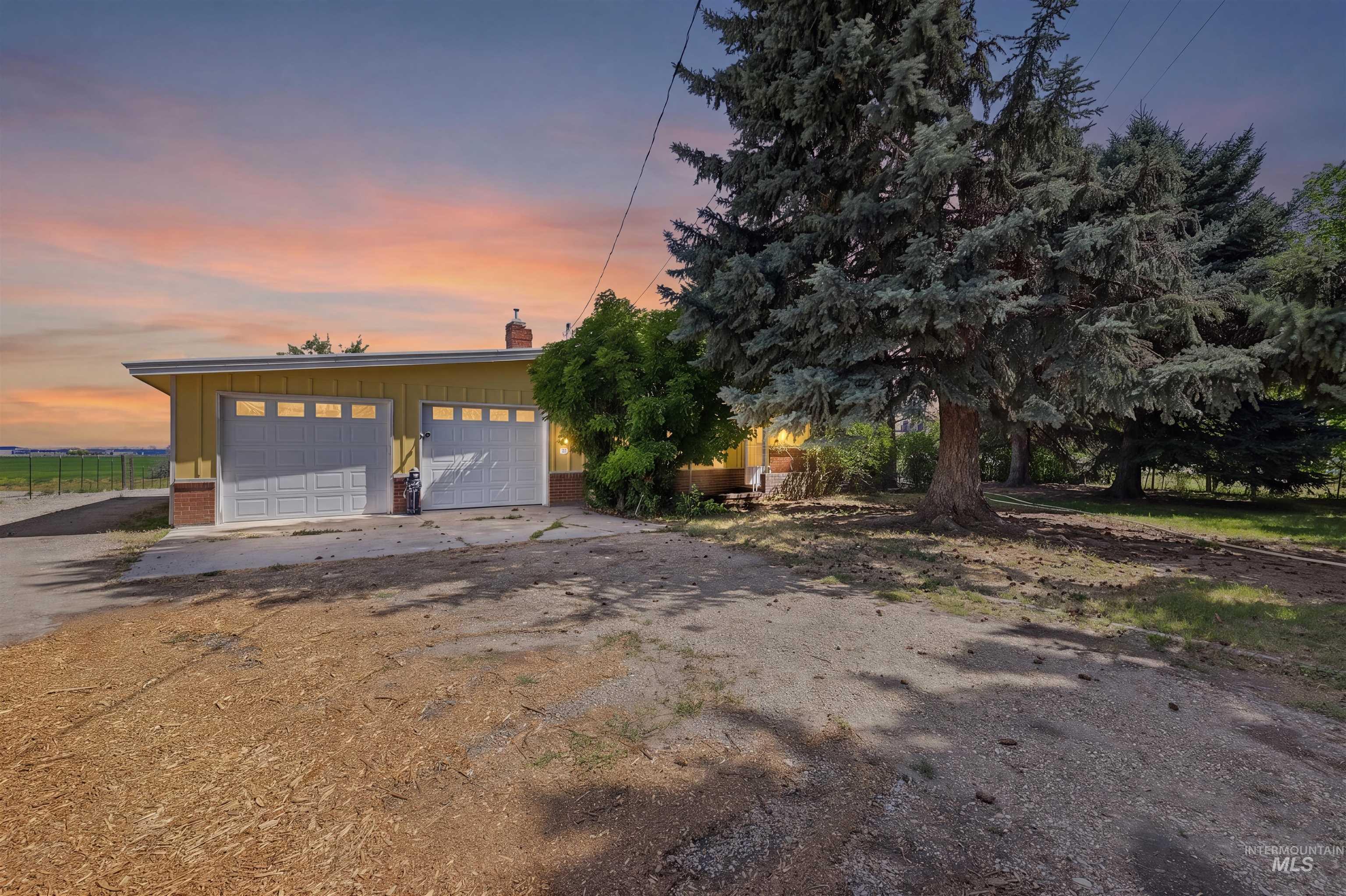 16622 Logan St, Caldwell, Idaho 83607, 3 Bedrooms, 2 Bathrooms, Residential For Sale, Price $500,000, 98992949