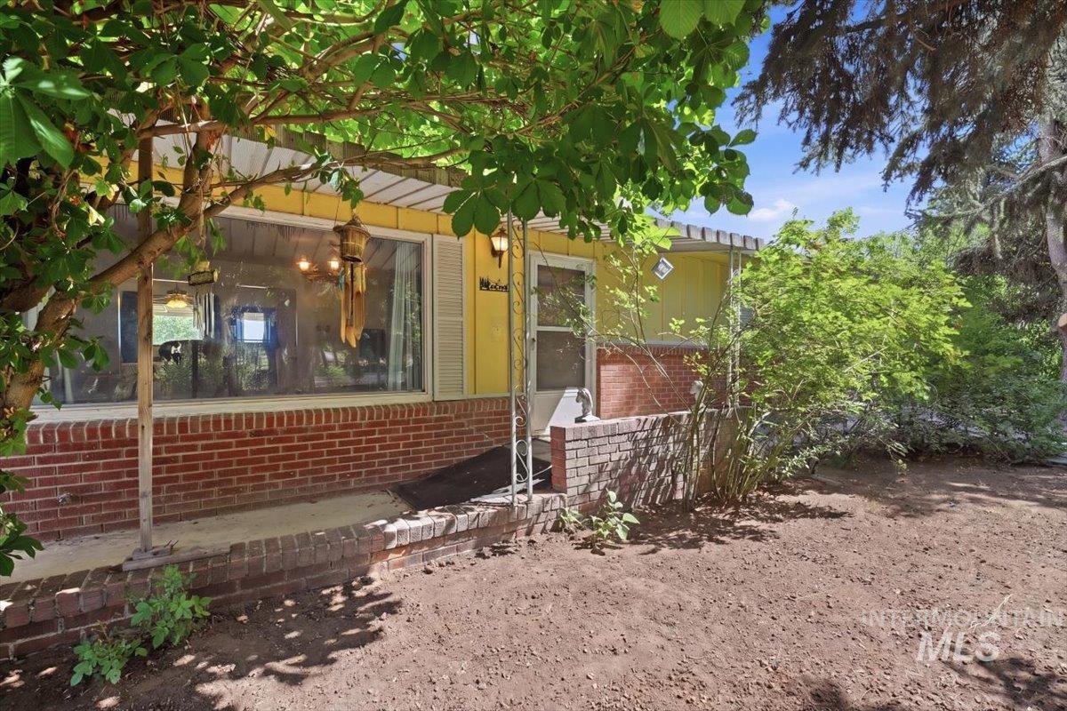 16622 Logan St, Caldwell, Idaho 83607, 3 Bedrooms, 2 Bathrooms, Residential For Sale, Price $500,000, 98992949