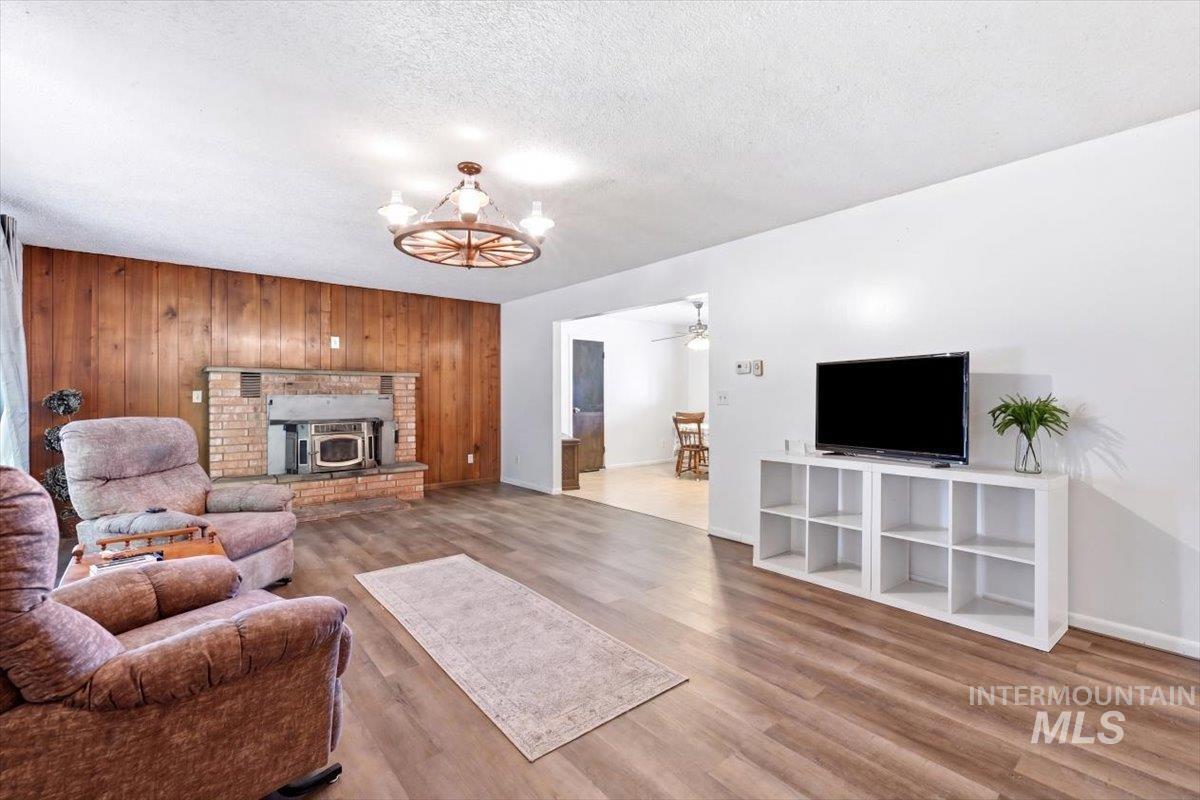 16622 Logan St, Caldwell, Idaho 83607, 3 Bedrooms, 2 Bathrooms, Residential For Sale, Price $500,000, 98992949