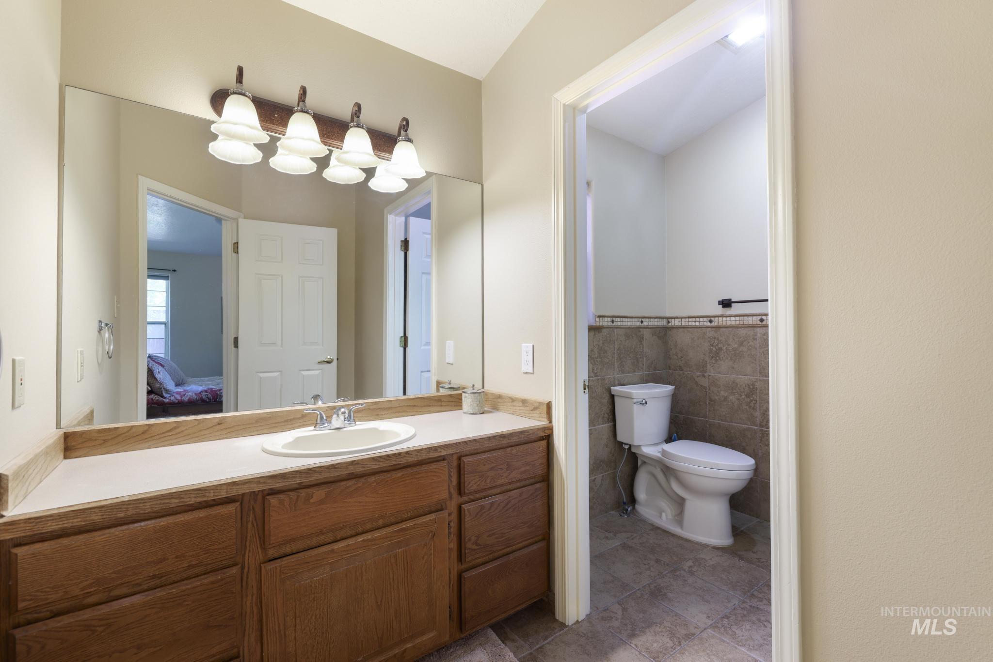 1003 Cypress Way, Twin Falls, Idaho 83301, 3 Bedrooms, 2 Bathrooms, Residential For Sale, Price $359,000,MLS 98992953