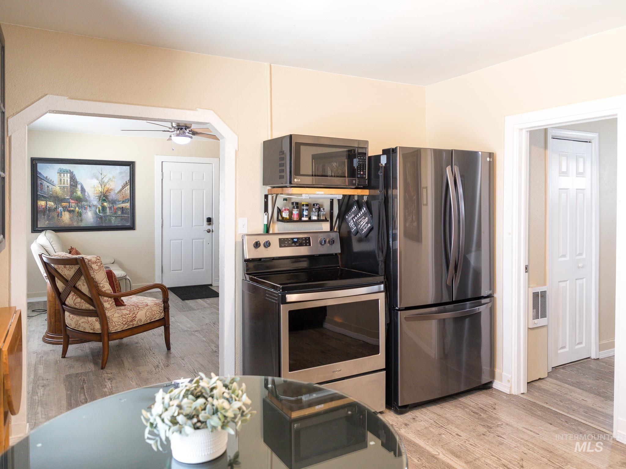 615 SE 6th St, Ontario, Oregon 97914, 3 Bedrooms, 1 Bathroom, Residential For Sale, Price $239,900, 98992954