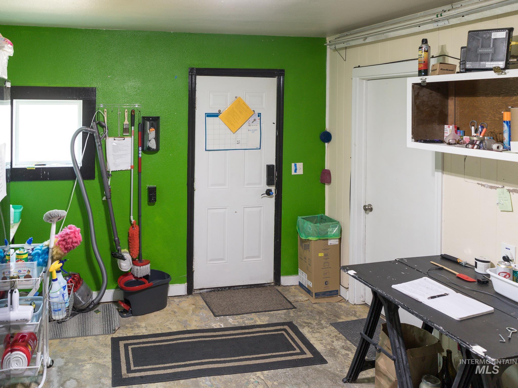 615 SE 6th St, Ontario, Oregon 97914, 3 Bedrooms, 1 Bathroom, Residential For Sale, Price $239,900, 98992954