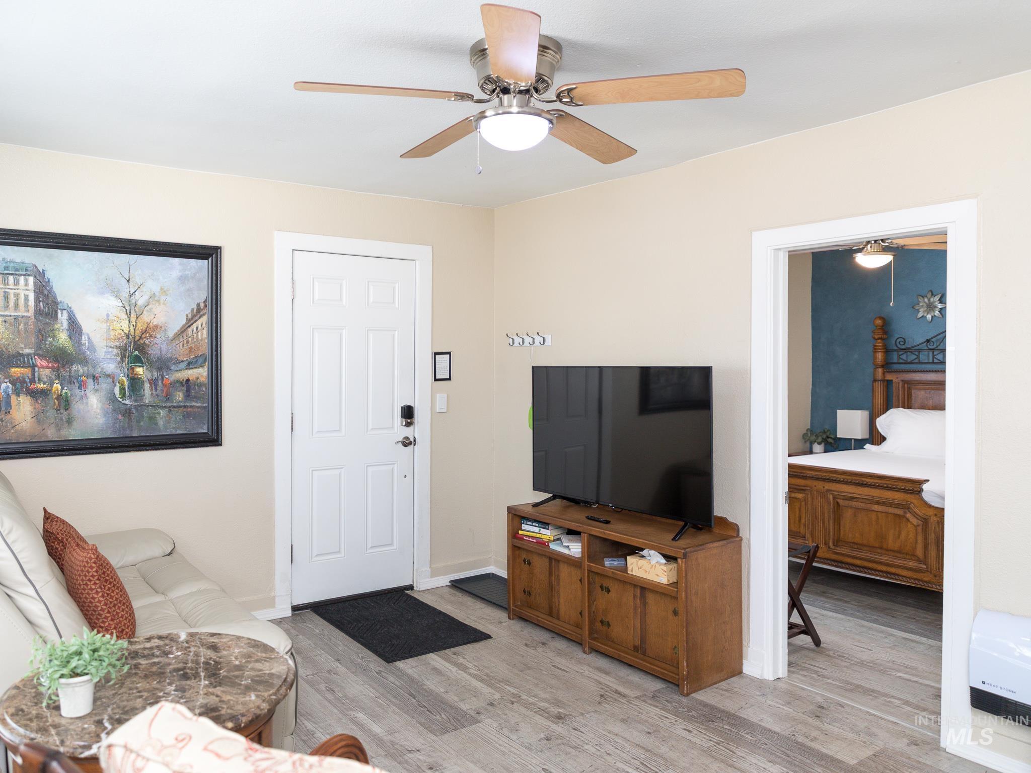 615 SE 6th St, Ontario, Oregon 97914, 3 Bedrooms, 1 Bathroom, Residential For Sale, Price $239,900, 98992954