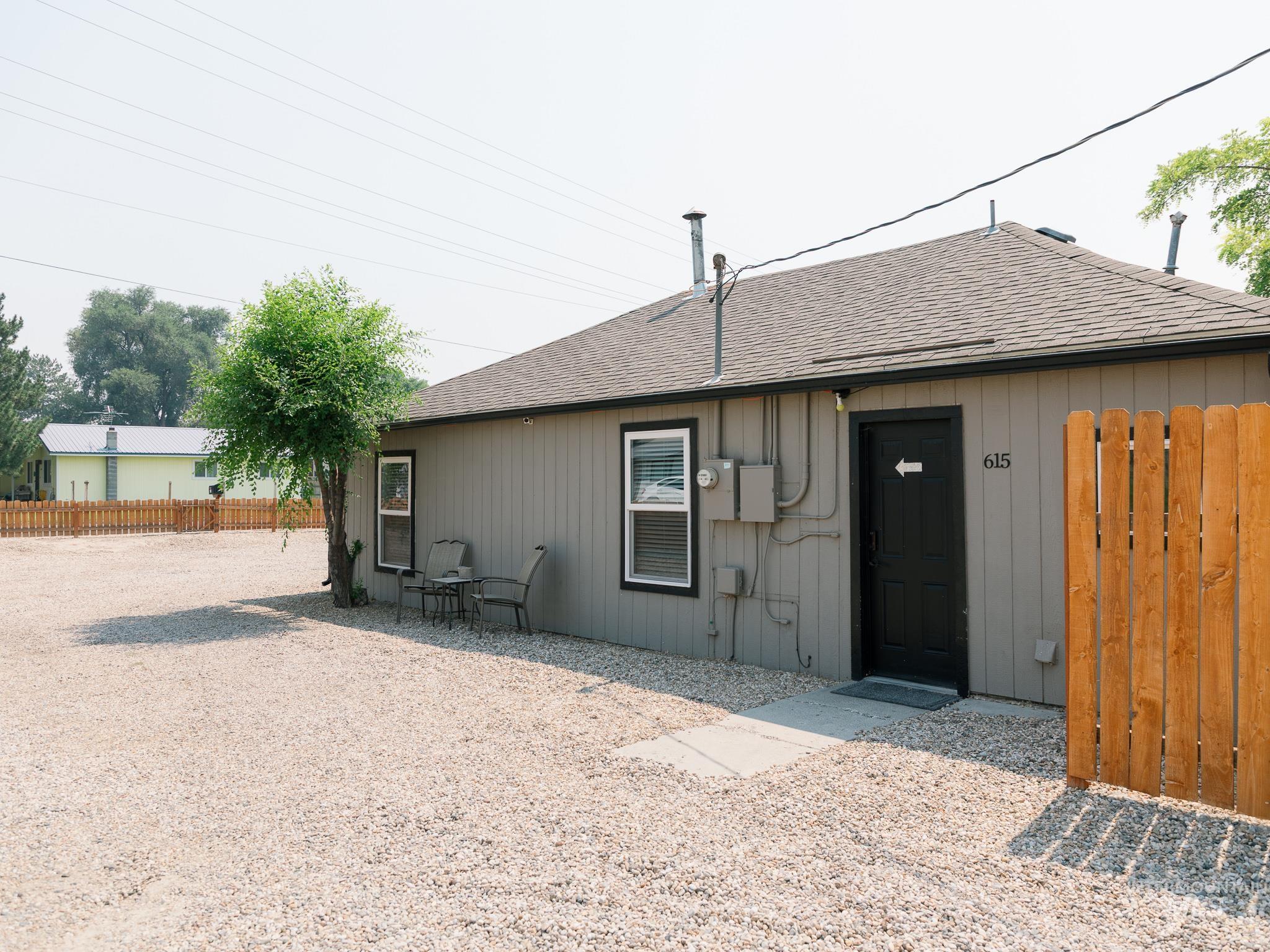 615 SE 6th St, Ontario, Oregon 97914, 3 Bedrooms, 1 Bathroom, Residential For Sale, Price $239,900, 98992954