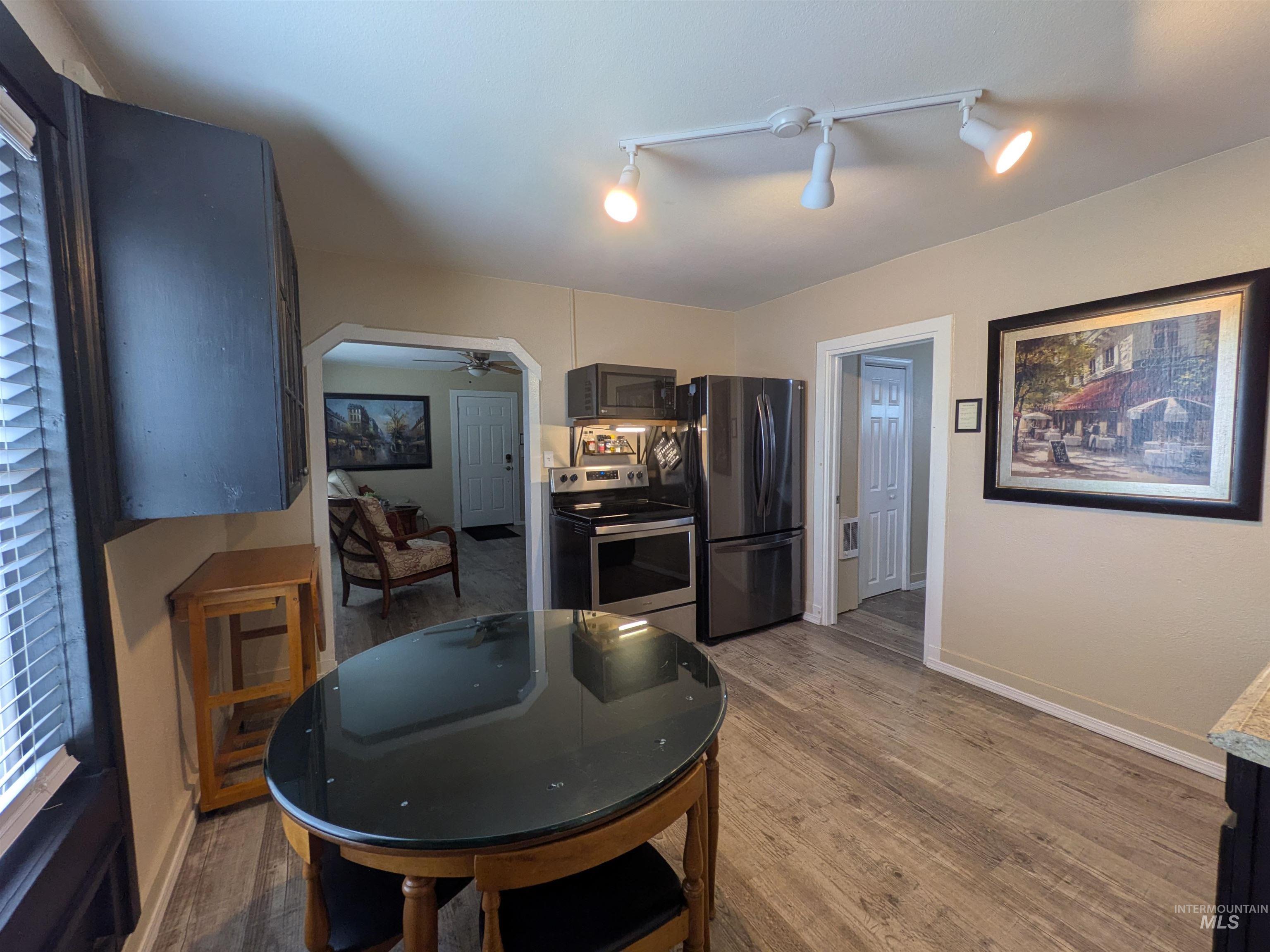 615 SE 6th St, Ontario, Oregon 97914, 3 Bedrooms, 1 Bathroom, Residential For Sale, Price $250,000, 98992954