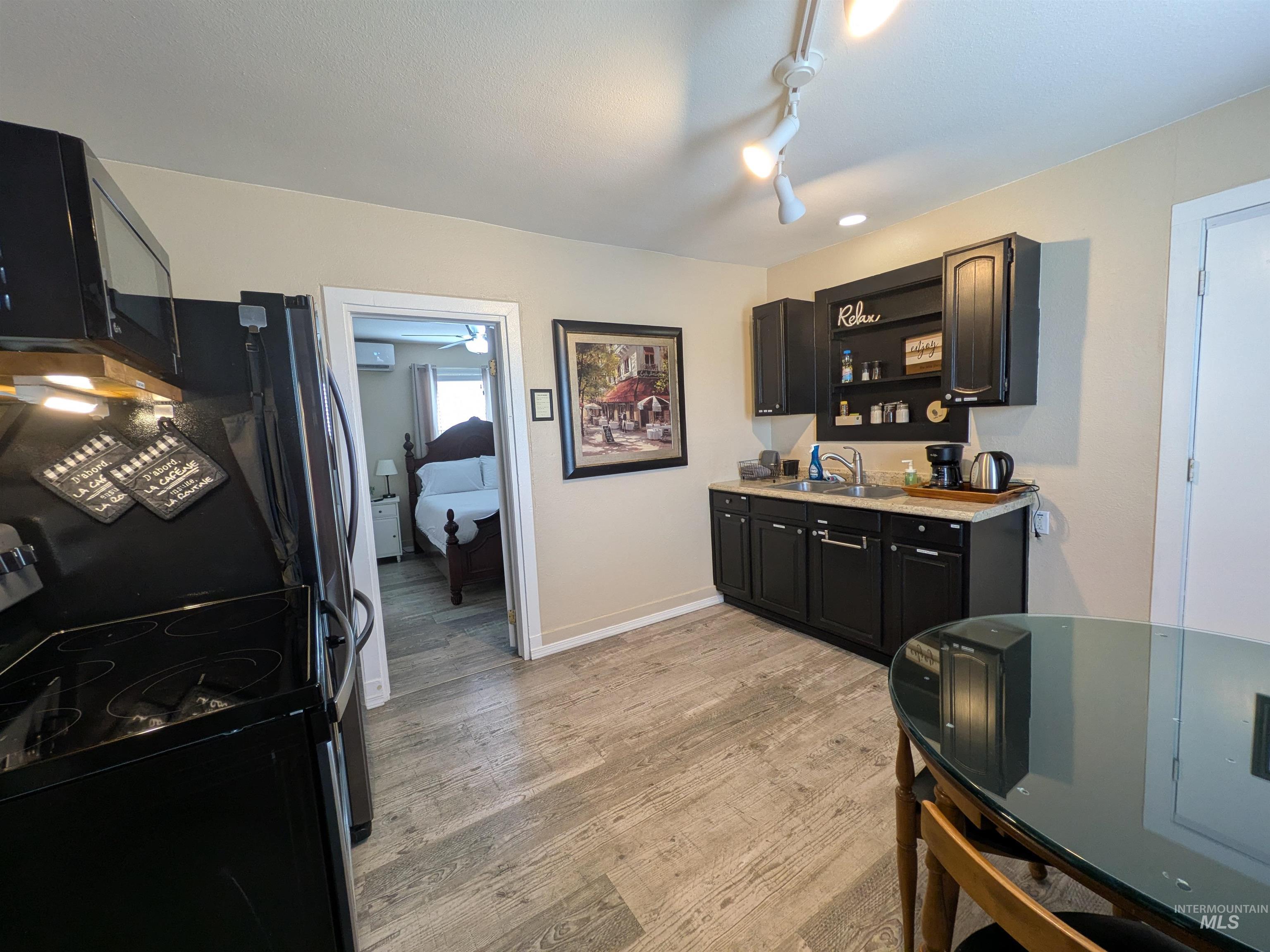 615 SE 6th St, Ontario, Oregon 97914, 3 Bedrooms, 1 Bathroom, Residential For Sale, Price $250,000, 98992954