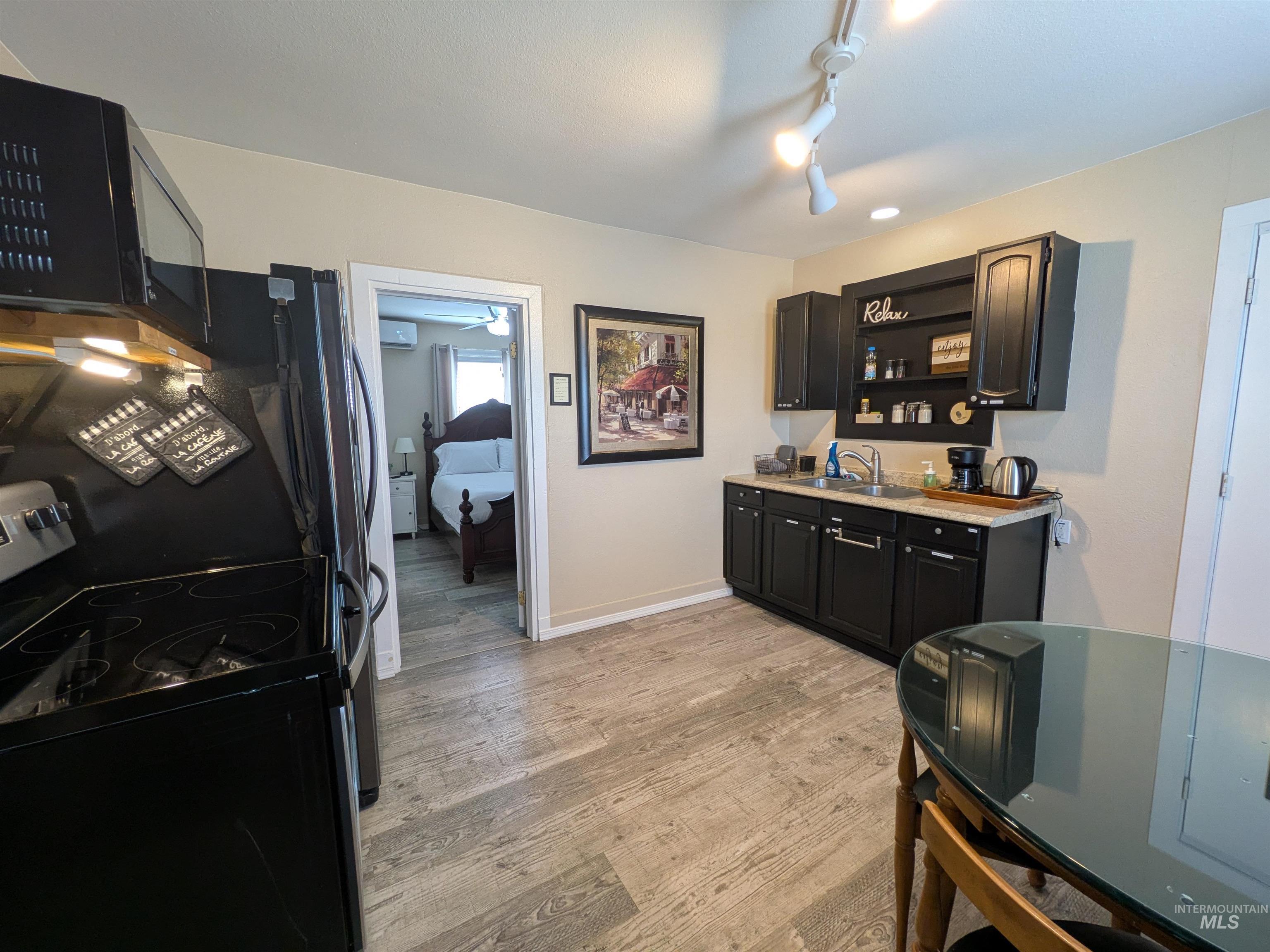 615 SE 6th St, Ontario, Oregon 97914, 3 Bedrooms, 1 Bathroom, Residential For Sale, Price $250,000, 98992954