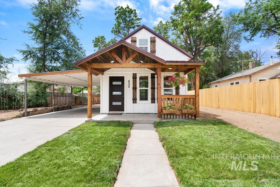 625 W 6th Street, Weiser, Idaho 83672, 3 Bedrooms, 1 Bathroom, Residential For Sale, Price $319,999, 98992955