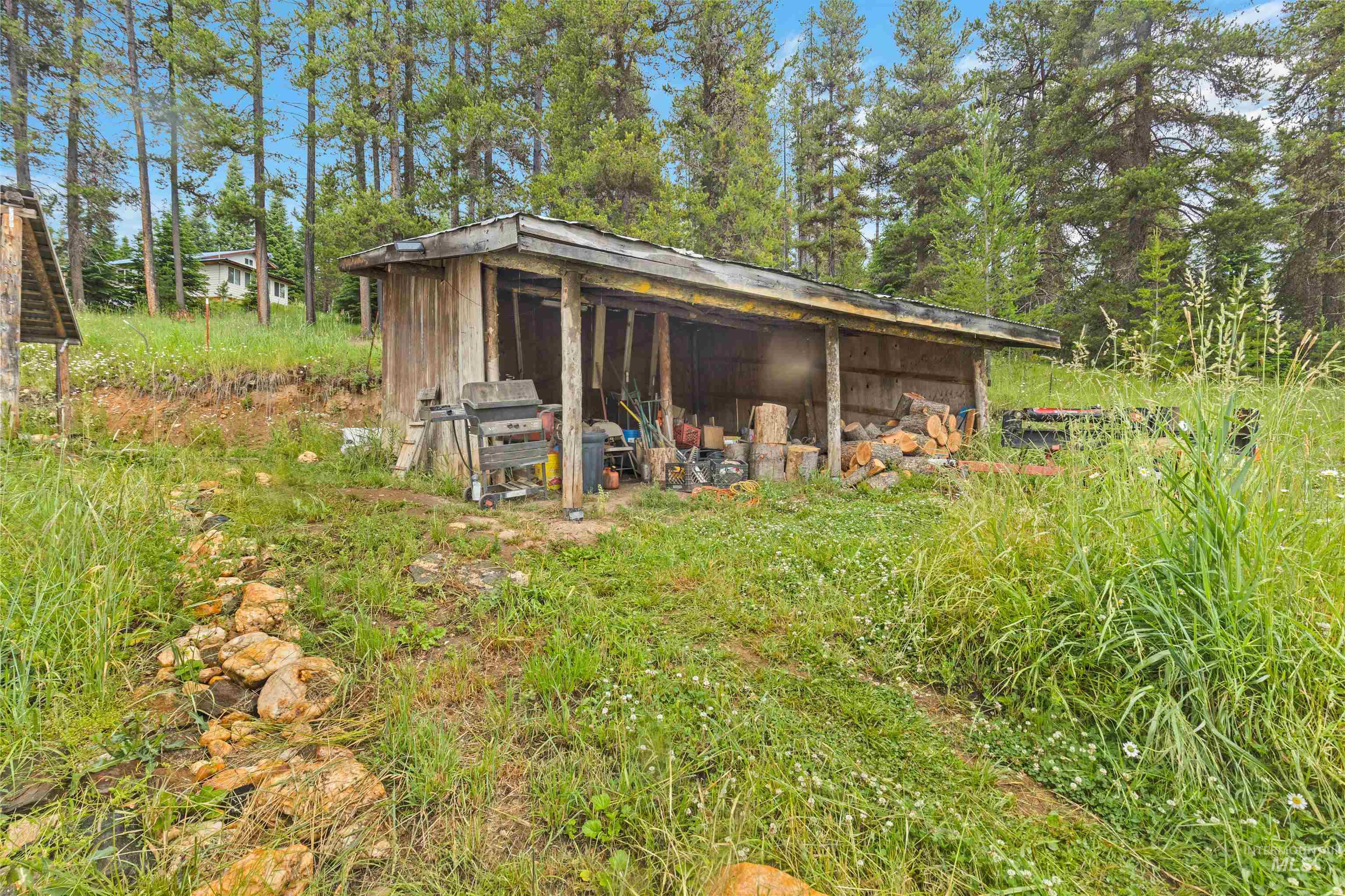 101 Hidden Springs, Elk City, Idaho 83525, 2 Bedrooms, 1 Bathroom, Residential For Sale, Price $104,900, 98992957