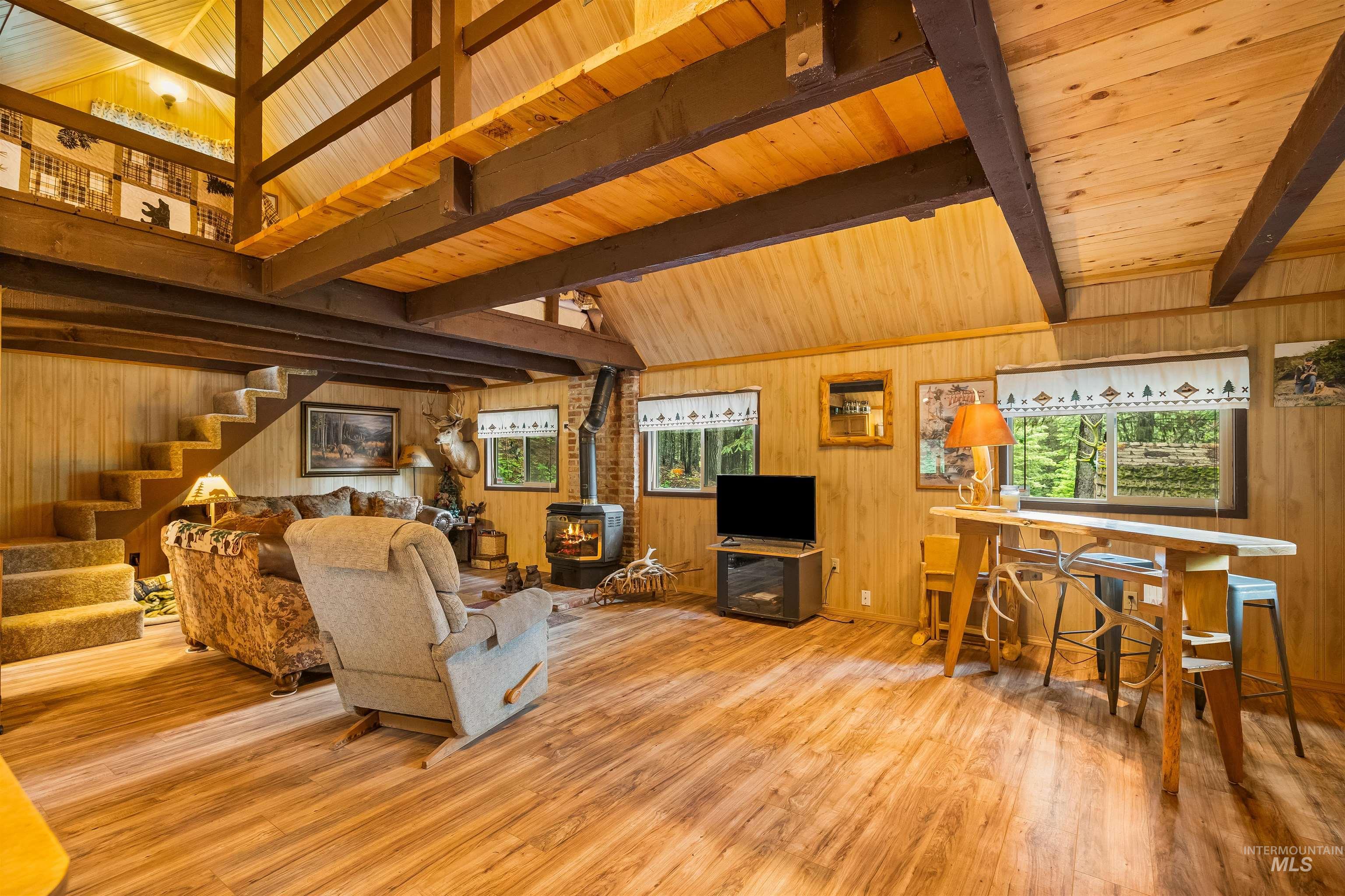 43158 Mountain Drive, Winchester, Idaho 83555, 1 Bedroom, 1 Bathroom, Residential For Sale, Price $350,000,MLS 98992959