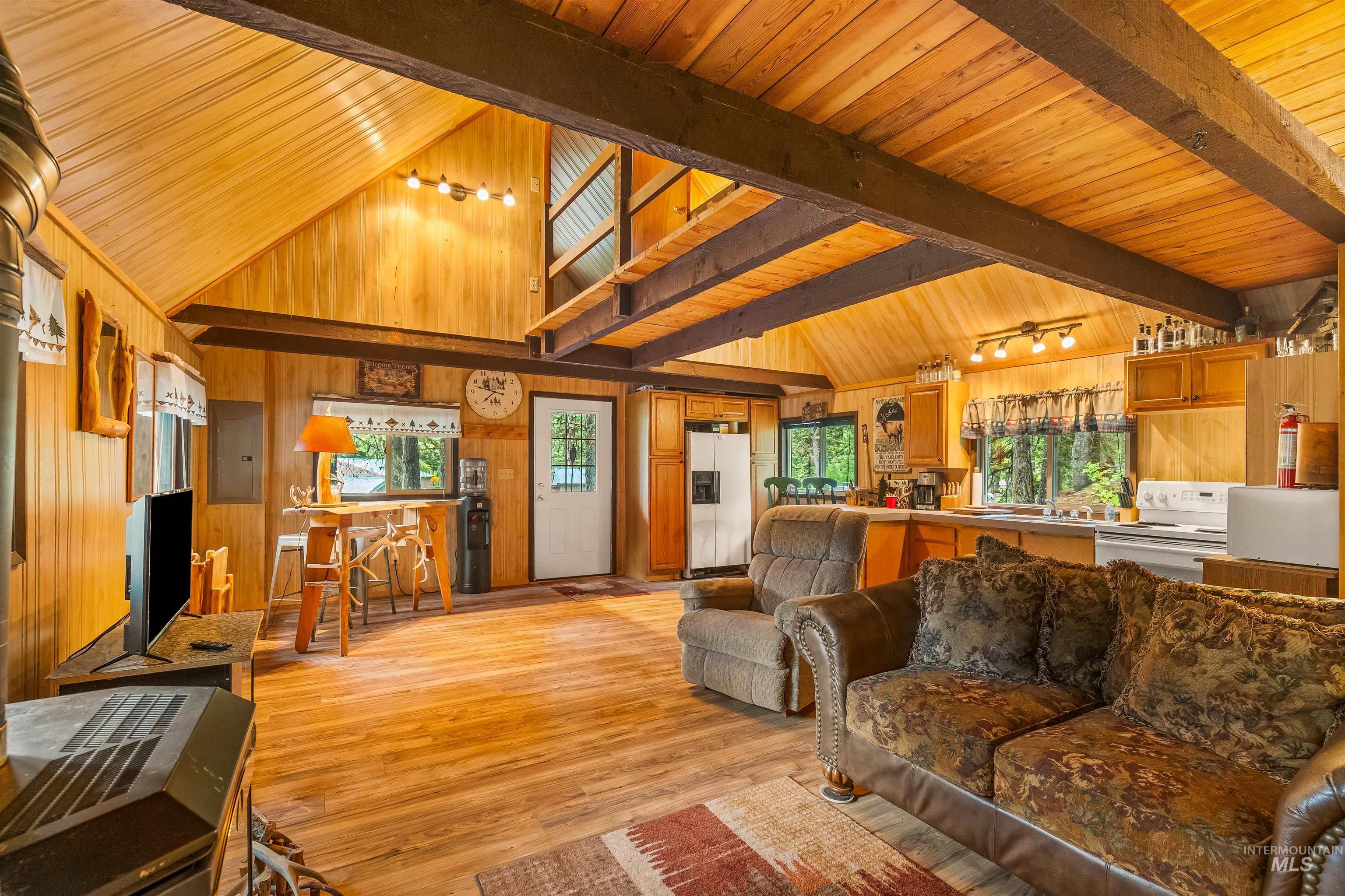 43158 Mountain Drive, Winchester, Idaho 83555, 1 Bedroom, 1 Bathroom, Residential For Sale, Price $350,000,MLS 98992959