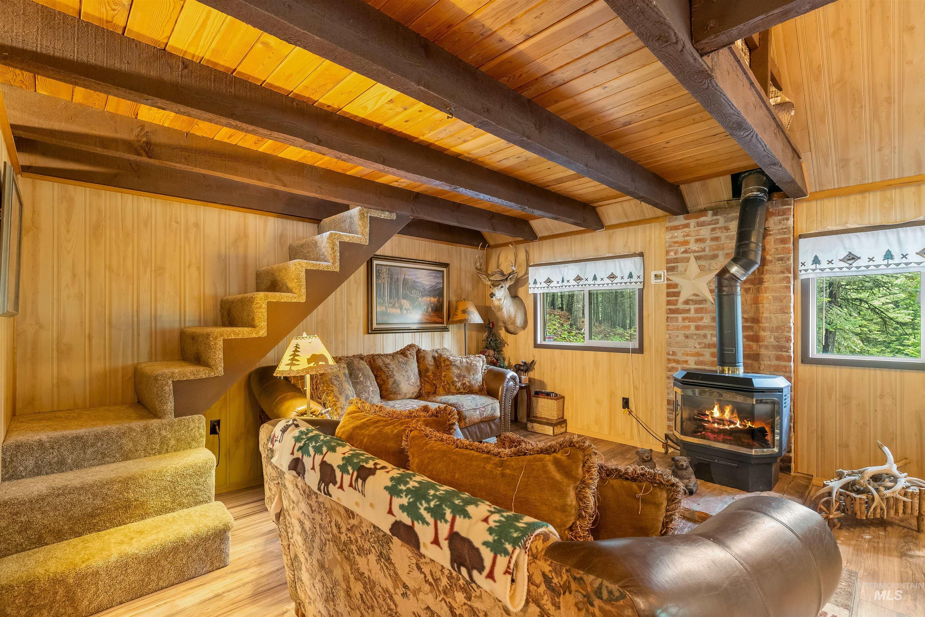 43158 Mountain Drive, Winchester, Idaho 83555, 1 Bedroom, 1 Bathroom, Residential For Sale, Price $350,000,MLS 98992959