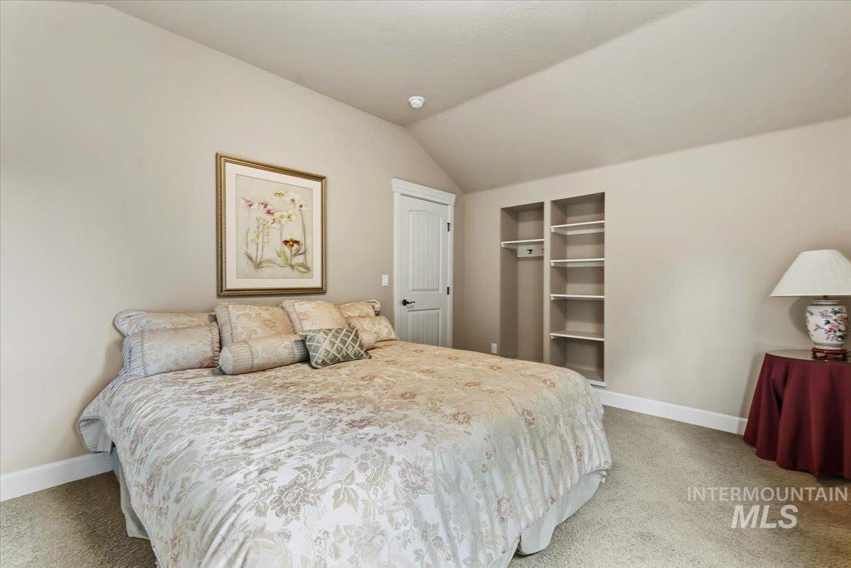 5780 N Bergman Ave, Meridian, Idaho 83646-3895, 3 Bedrooms, 3 Bathrooms, Residential For Sale, Price $767,000,MLS 98992960