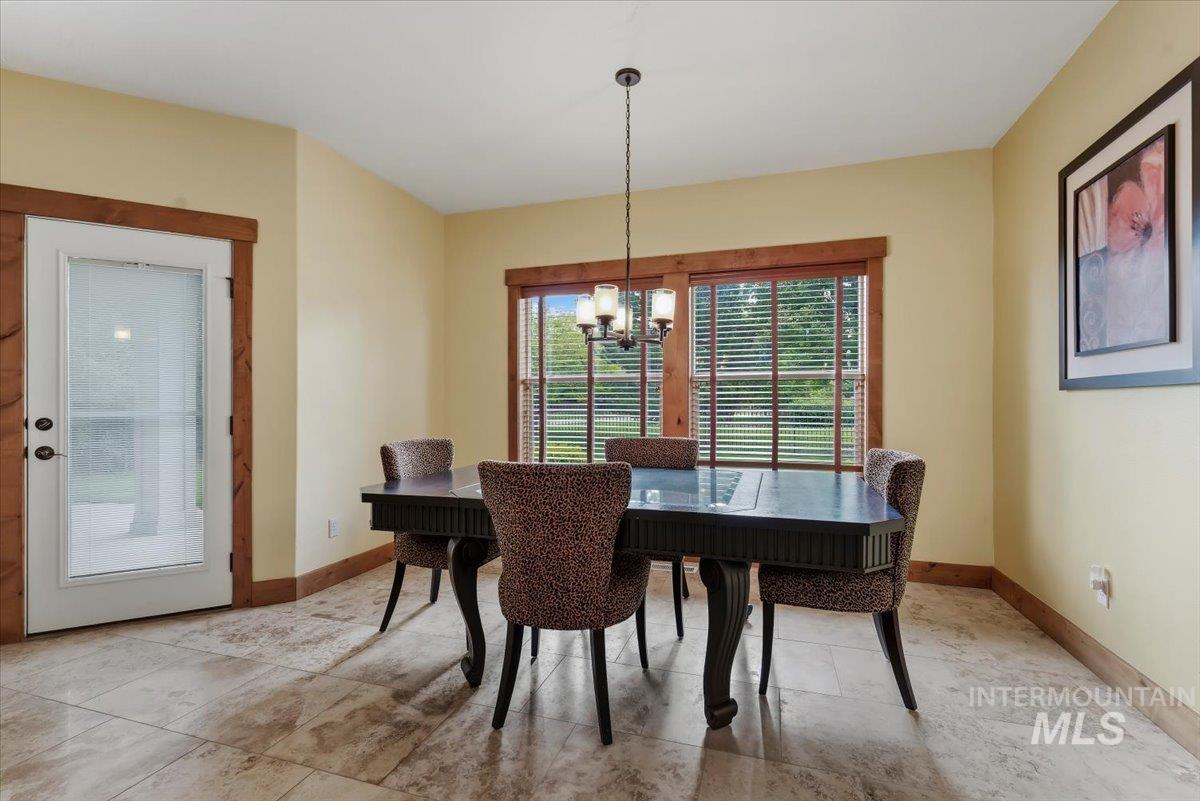 5780 N Bergman Ave, Meridian, Idaho 83646-3895, 3 Bedrooms, 3 Bathrooms, Residential For Sale, Price $767,000,MLS 98992960