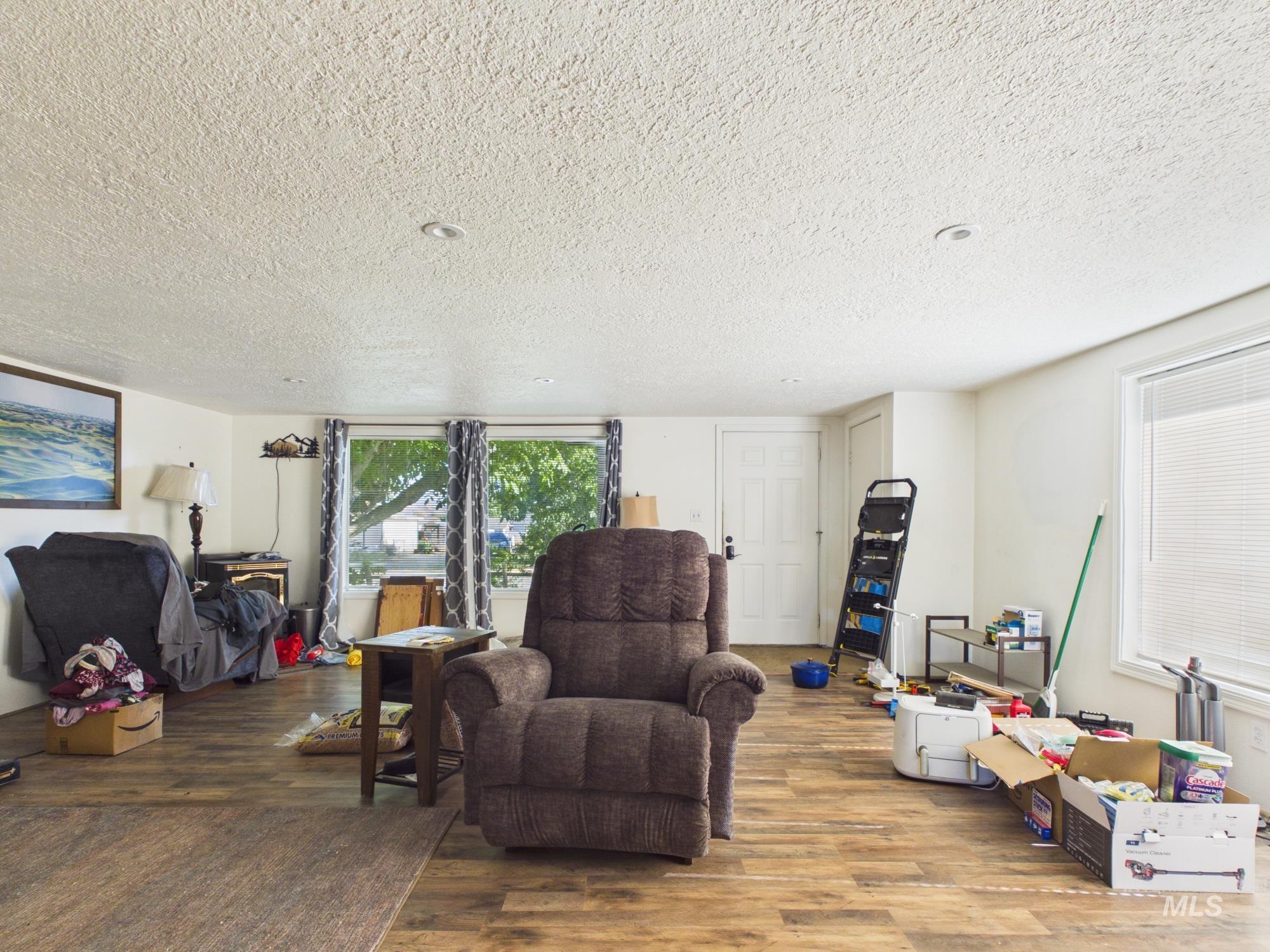 2014 2nd Avenue, Clarkston, Washington 99403, 3 Bedrooms, 2 Bathrooms, Residential For Sale, Price $349,900, 98992961