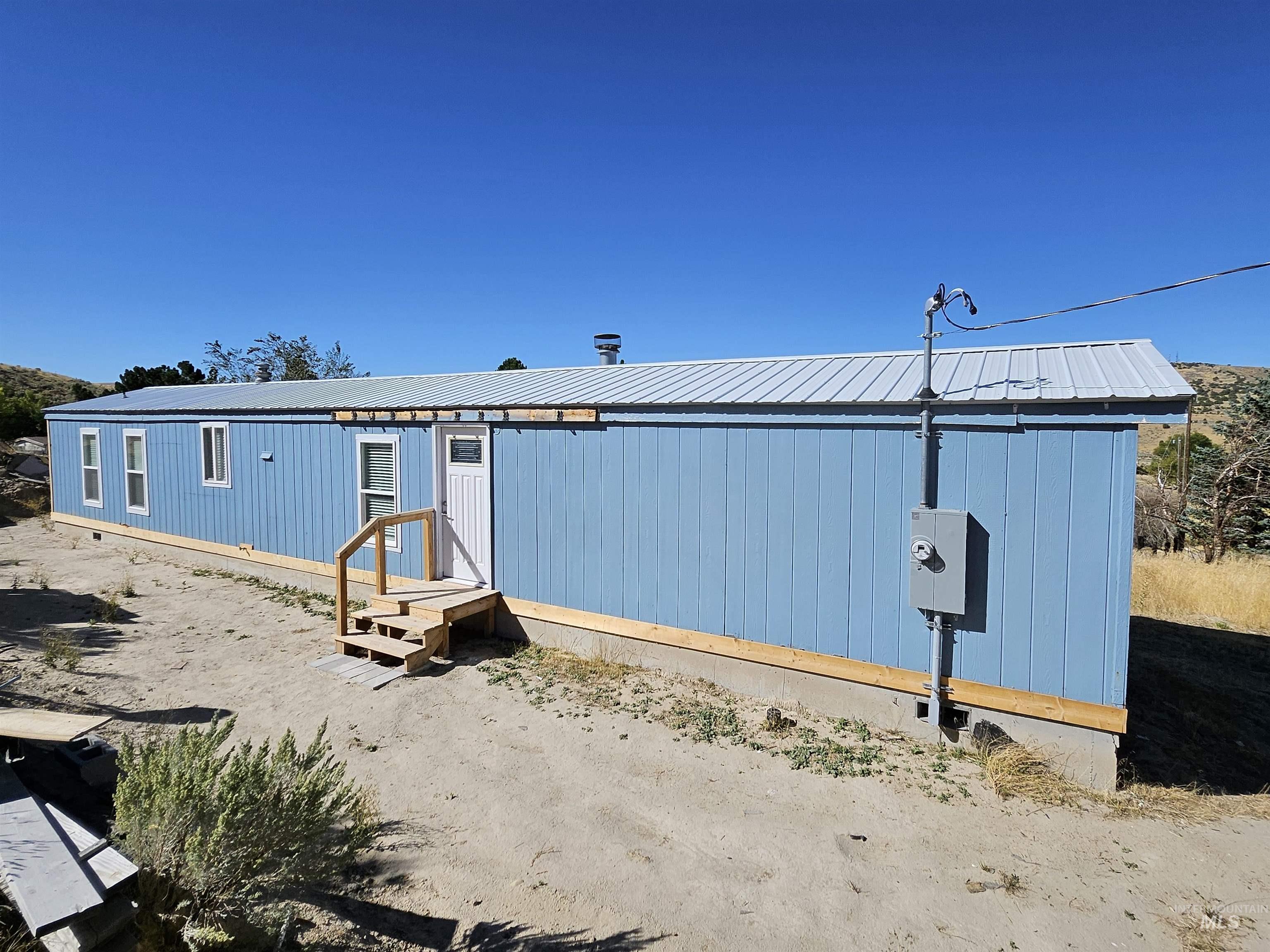 3059 Garden Pl, American Falls, Idaho 83211-5422, 3 Bedrooms, 2 Bathrooms, Residential For Sale, Price $238,888, 98992967