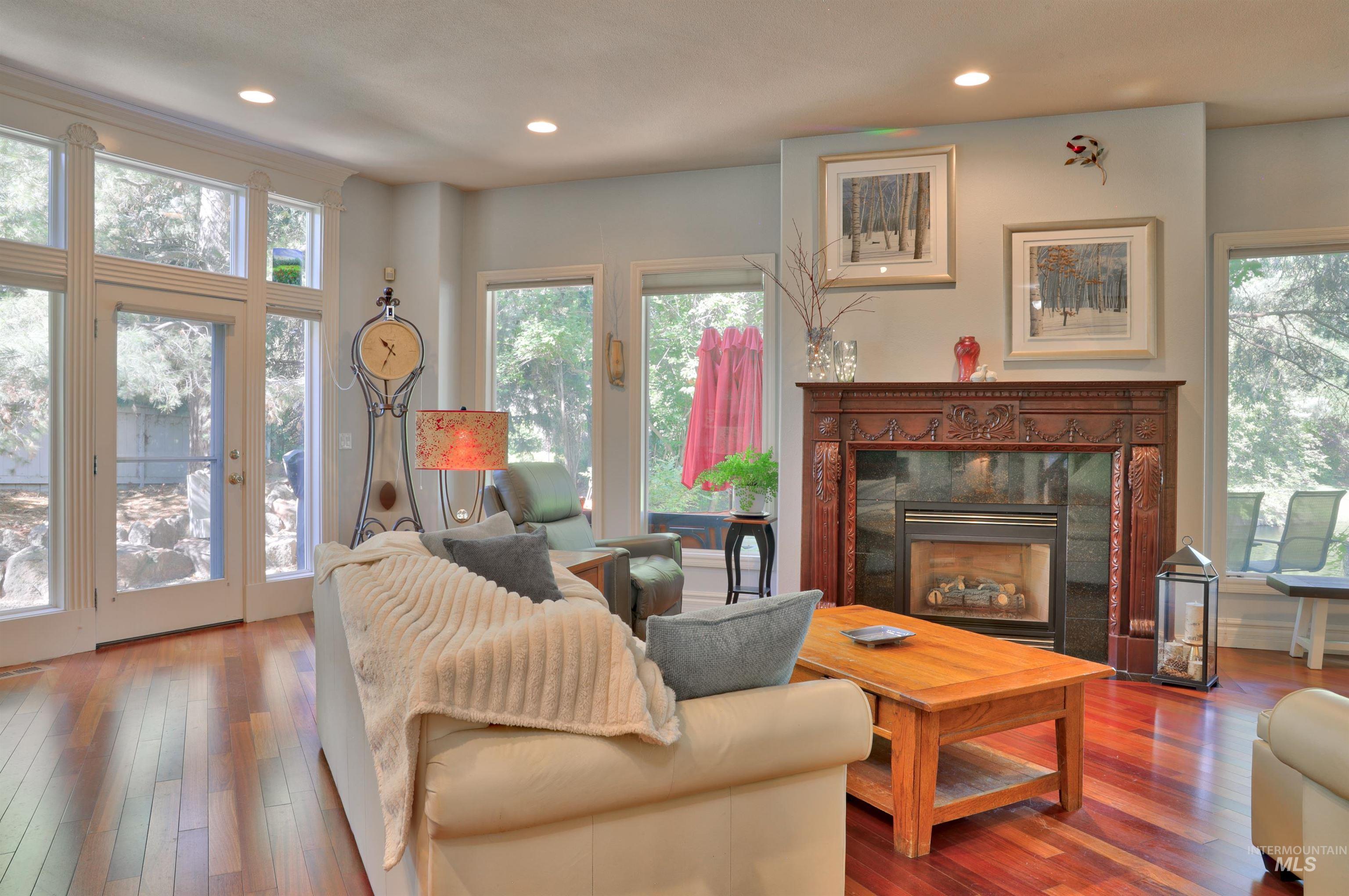 8657 W Creekrun Way, Boise, Idaho 83714, 4 Bedrooms, 3.5 Bathrooms, Residential For Sale, Price $1,175,000, 98992969