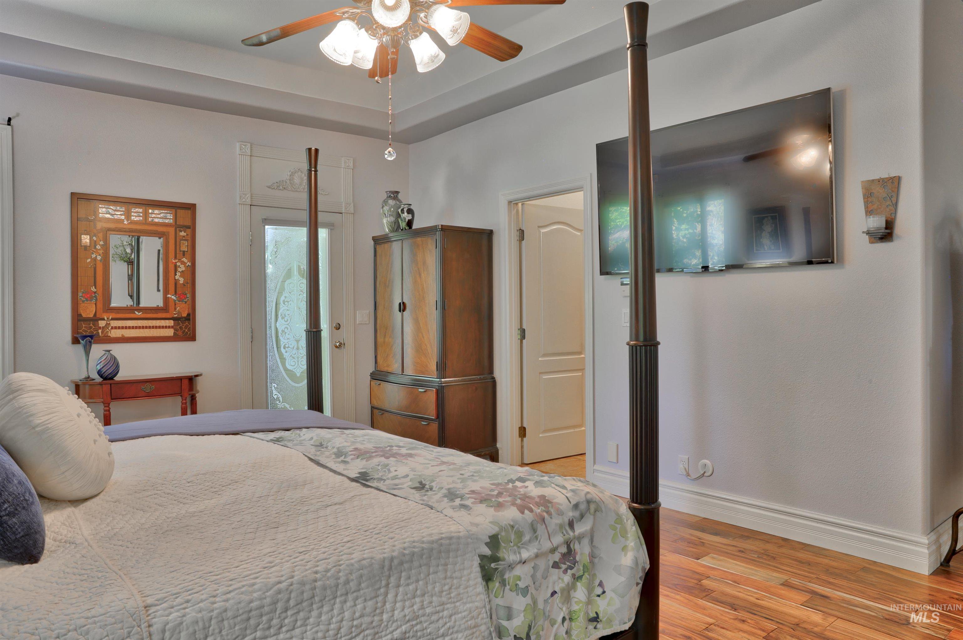 8657 W Creekrun Way, Boise, Idaho 83714, 4 Bedrooms, 3.5 Bathrooms, Residential For Sale, Price $1,175,000, 98992969
