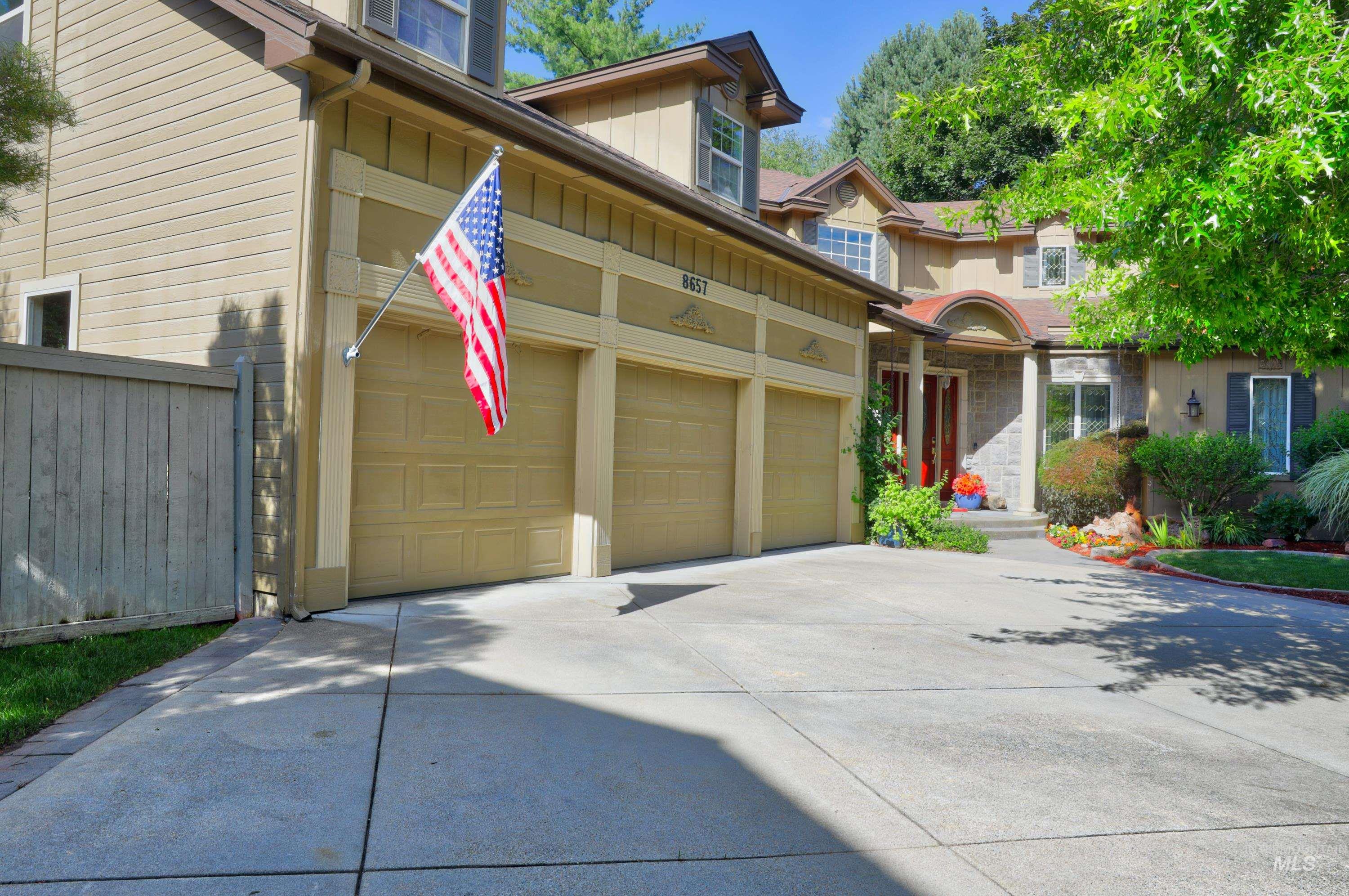8657 W Creekrun Way, Boise, Idaho 83714, 4 Bedrooms, 3.5 Bathrooms, Residential For Sale, Price $1,175,000, 98992969