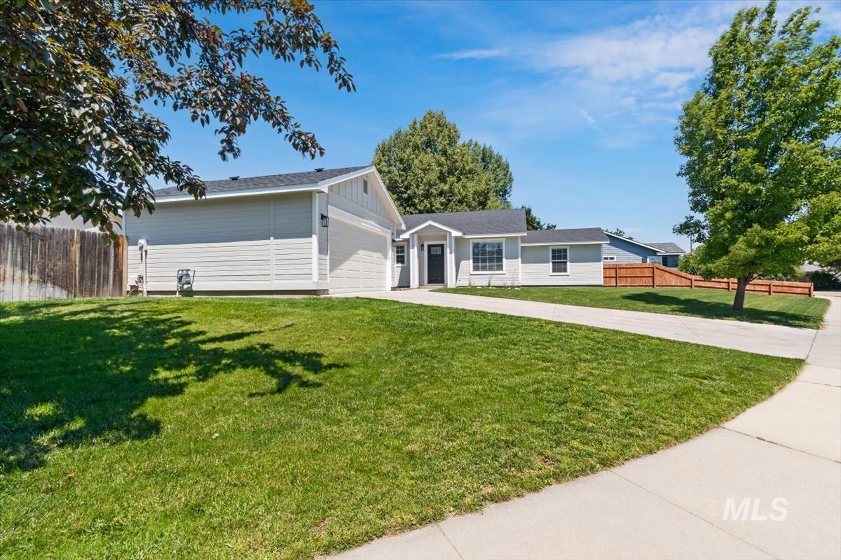 291 S Neskowin Way, Eagle, Idaho 83616, 3 Bedrooms, 2 Bathrooms, Residential For Sale, Price $524,900,MLS 98992970