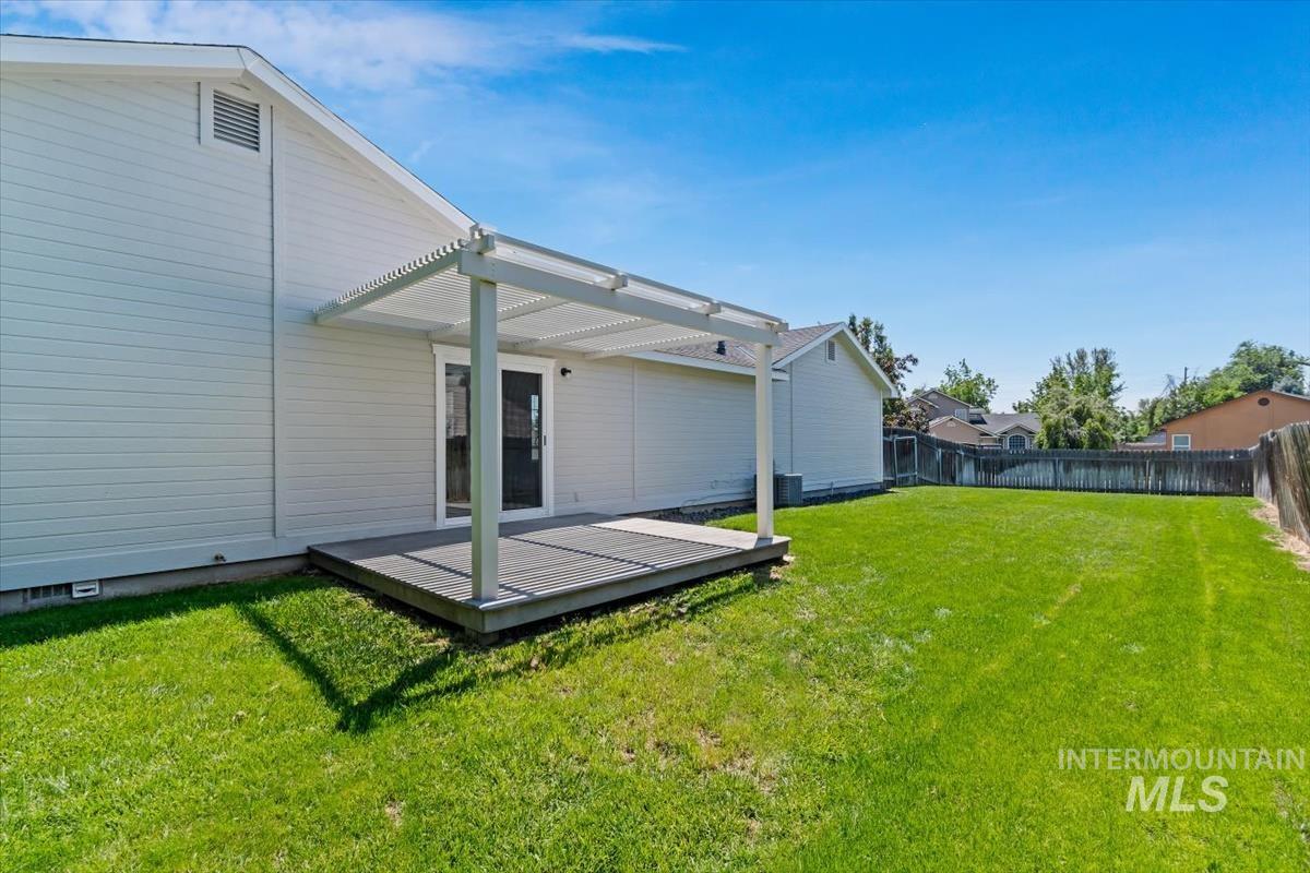 291 S Neskowin Way, Eagle, Idaho 83616, 3 Bedrooms, 2 Bathrooms, Residential For Sale, Price $524,900,MLS 98992970