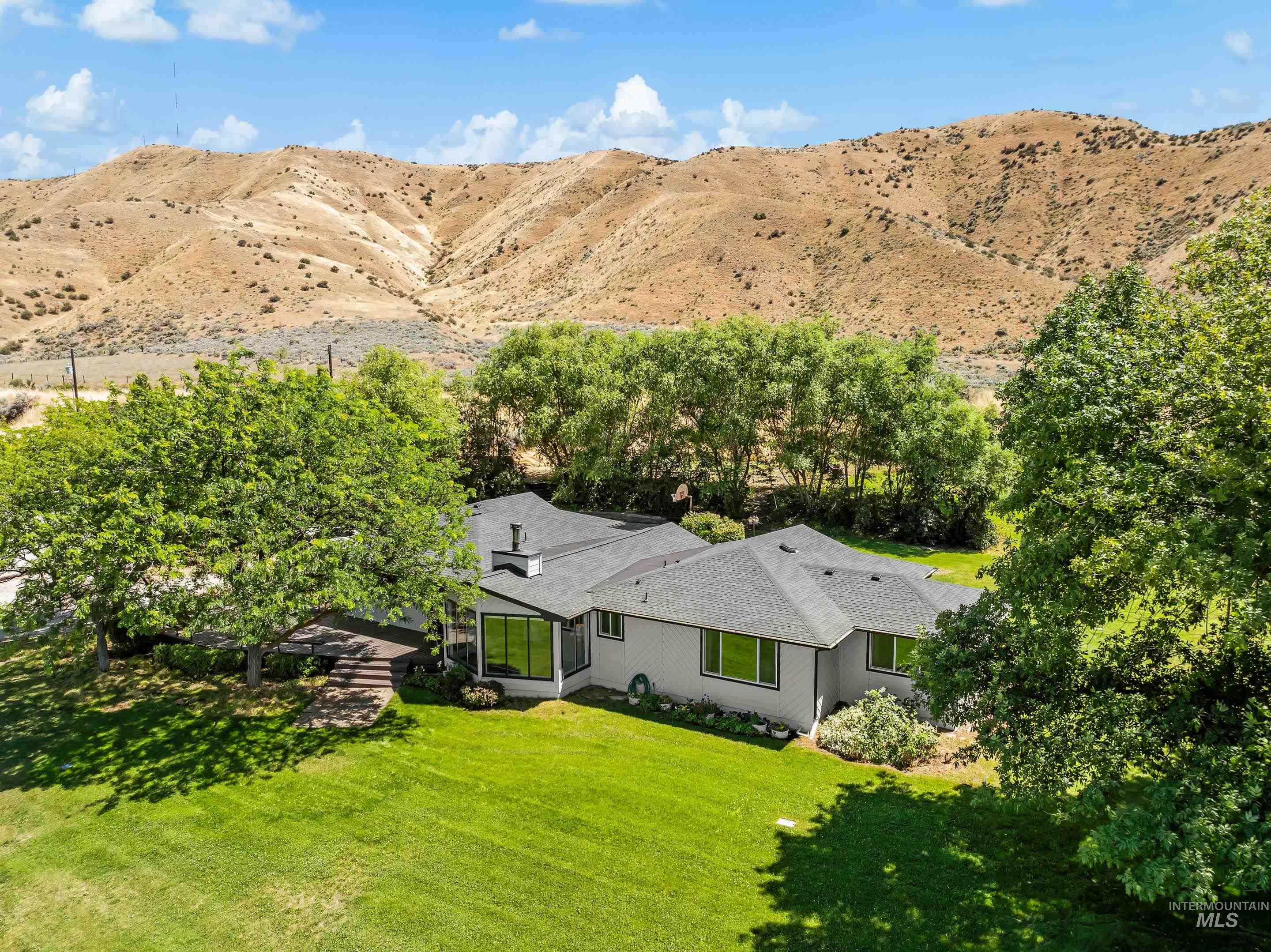4501 Marvel Lane, Emmett, Idaho 83617-0000, 4 Bedrooms, 2.5 Bathrooms, Residential For Sale, Price $650,000,MLS 98992971