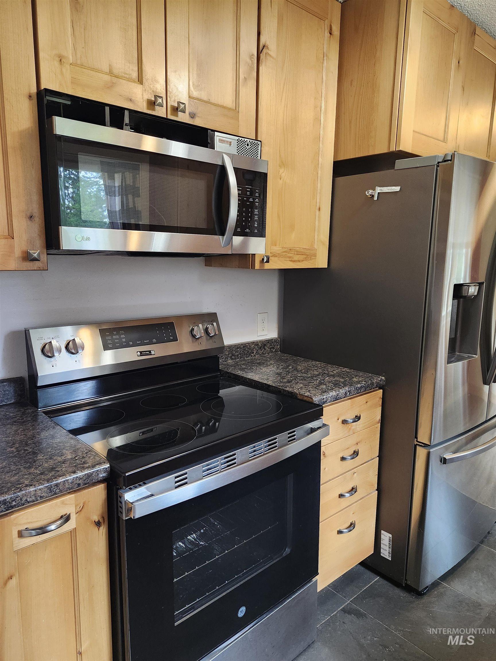 425 Cedar Dr, Pierce, Idaho 83546, 3 Bedrooms, 1 Bathroom, Residential For Sale, Price $206,000, 98992973