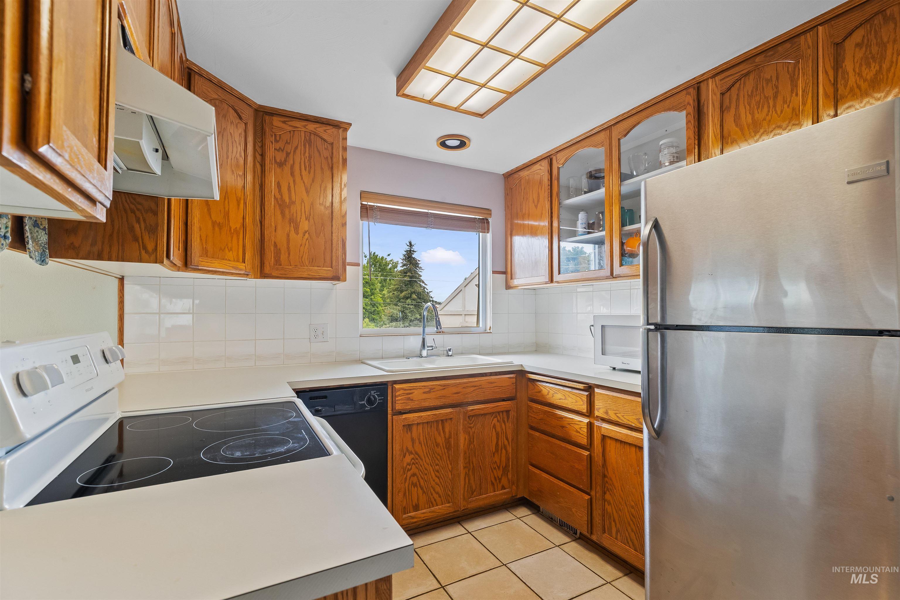 3620 18th Street C, Lewiston, Idaho 83501, 3 Bedrooms, 1.5 Bathrooms, Residential For Sale, Price $375,000,MLS 98992974