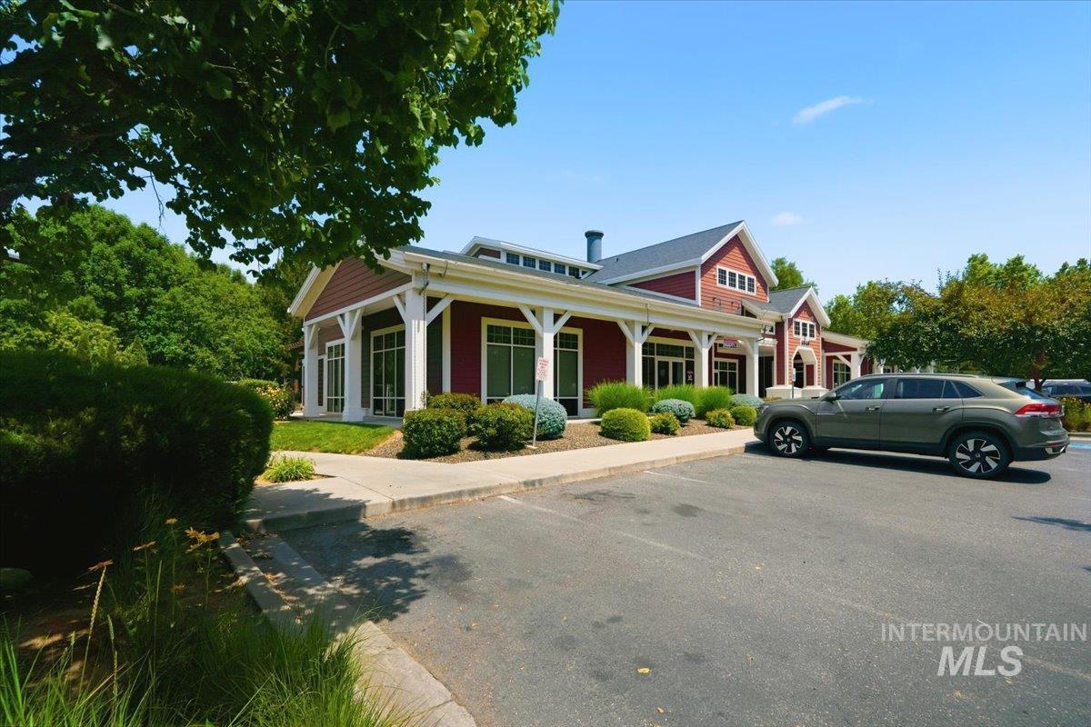 3794 S Single Tree Ave, Boise, Idaho 83716, 4 Bedrooms, 2.5 Bathrooms, Residential For Sale, Price $825,000,MLS 98992980
