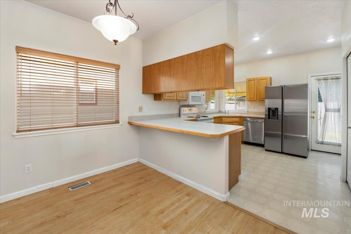 11374 W Arch St, Boise, Idaho 83713, 2 Bedrooms, 1.5 Bathrooms, Residential For Sale, Price $325,000, 98992984